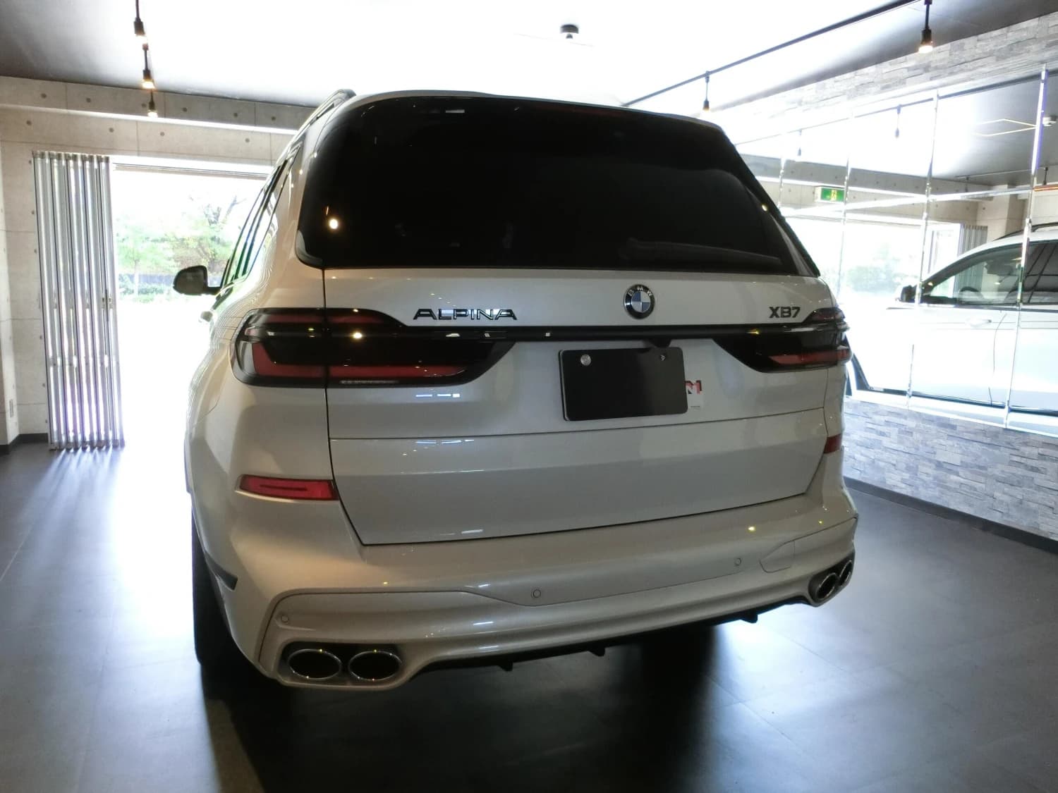 BMW ALPINA XB7 - фото 8