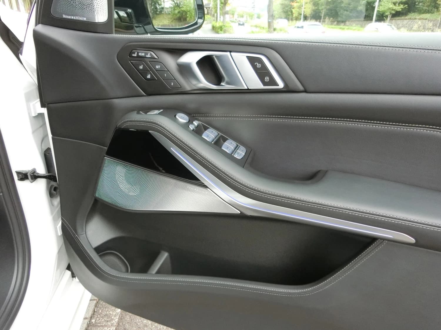 BMW ALPINA XB7 - фото 15