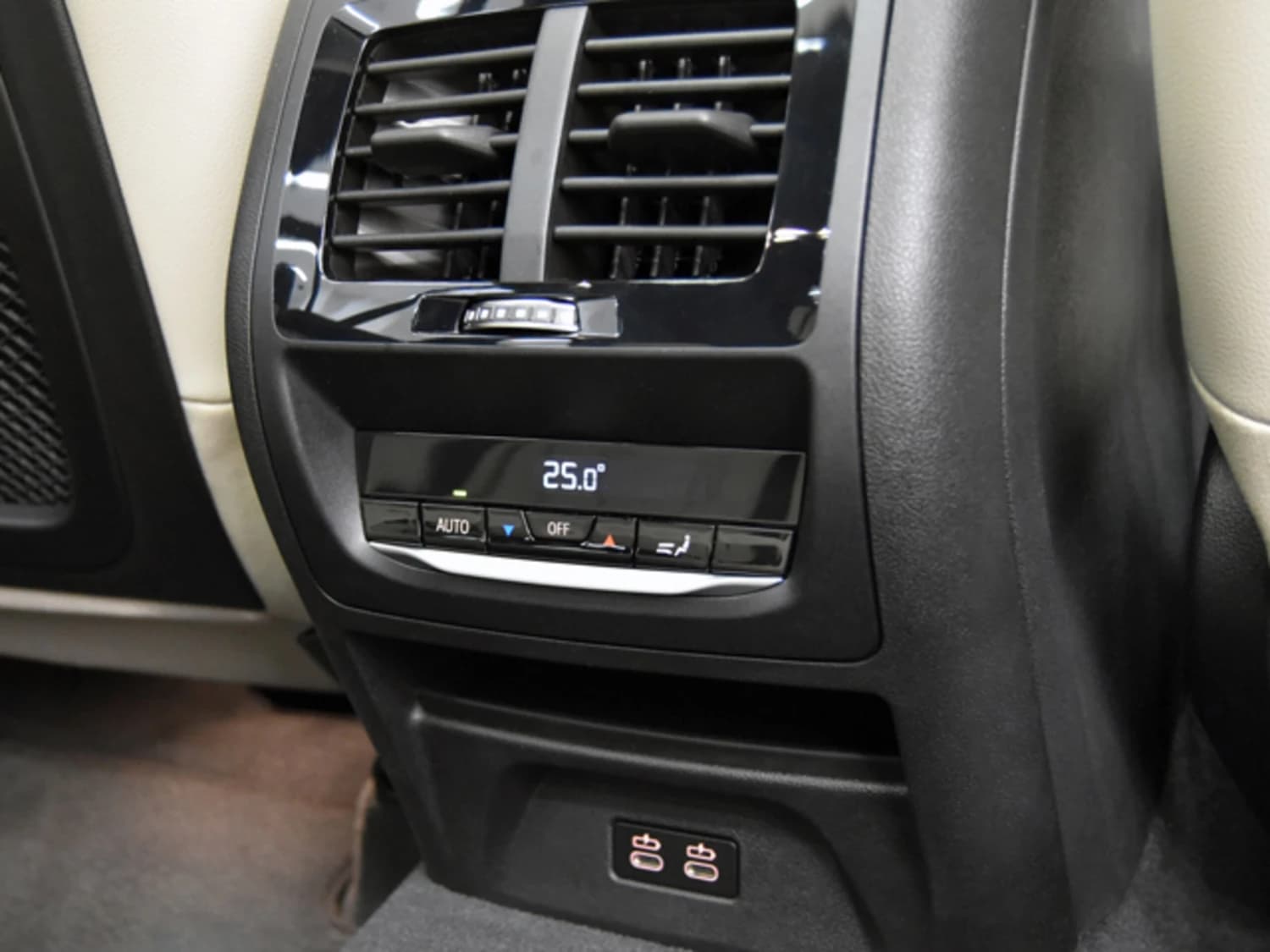 BMW ALPINA XD3 - фото 9