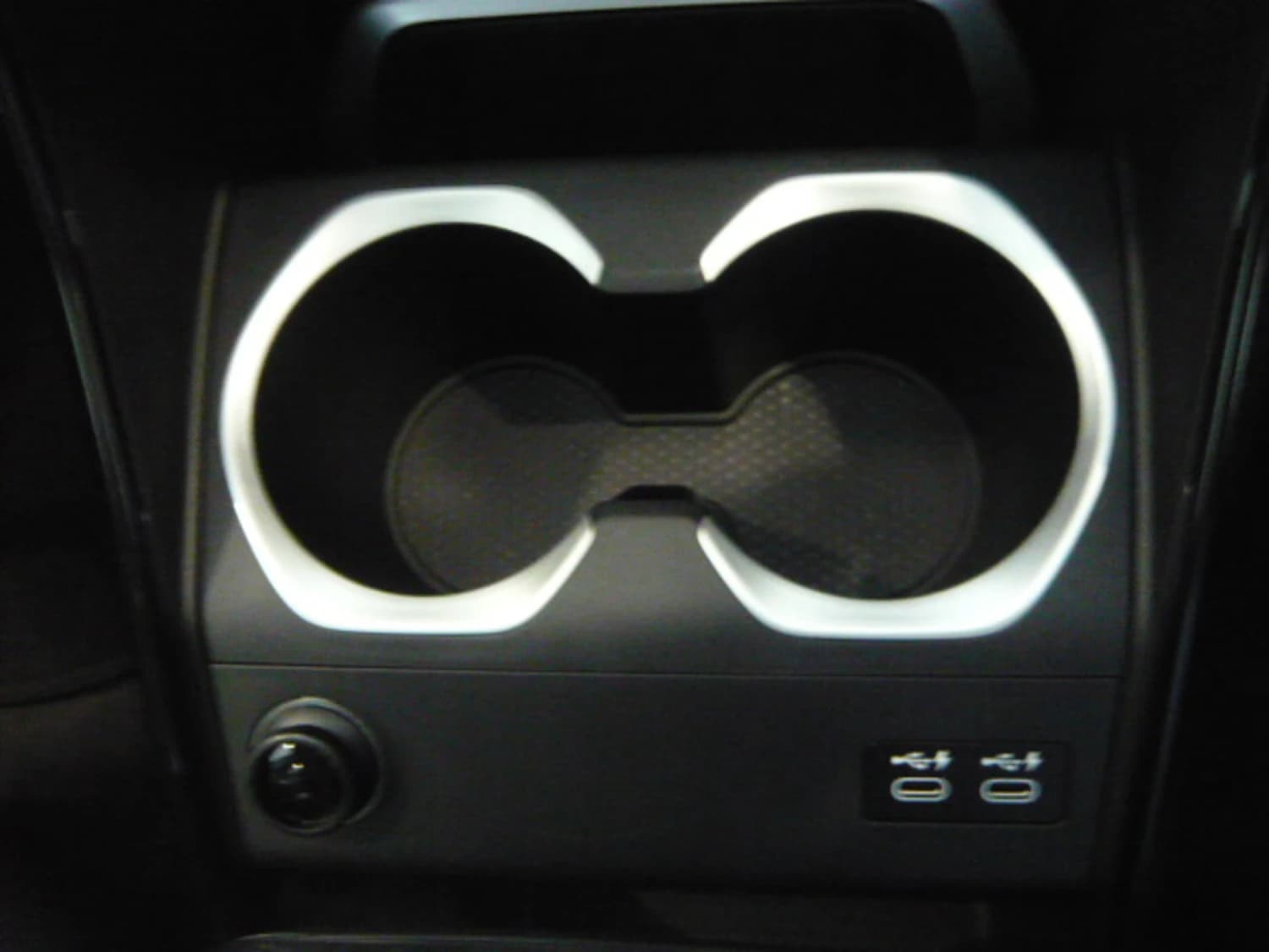 BMW iX1 xDrive 30 - фото 20