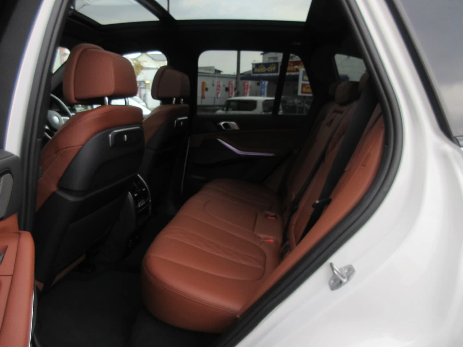 BMW X5 50e M Sport - фото 15