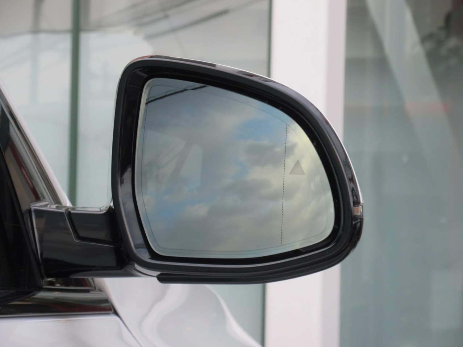 BMW X5 50e M Sport - фото 20