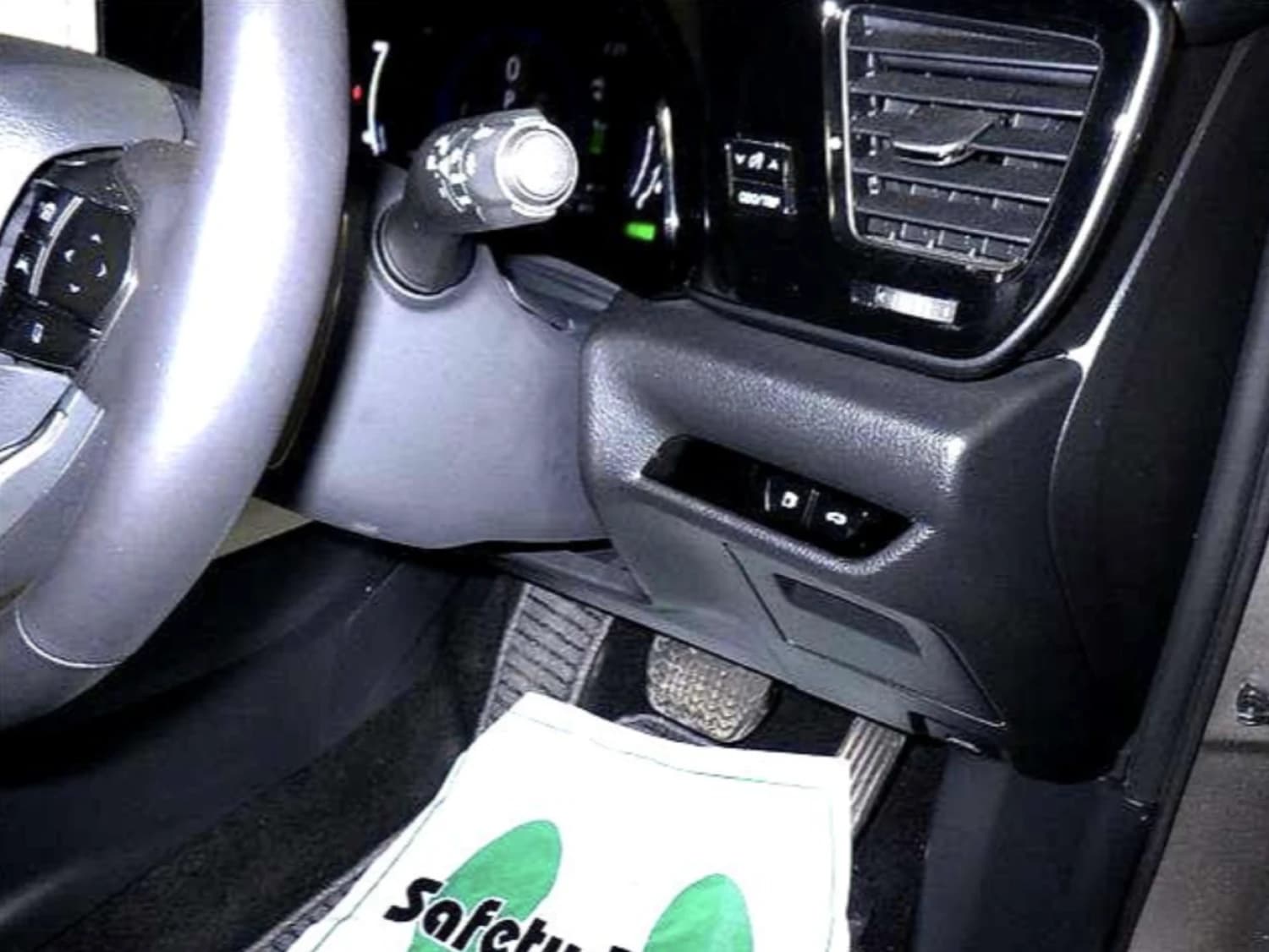 Lexus NX 450h+ - фото 6