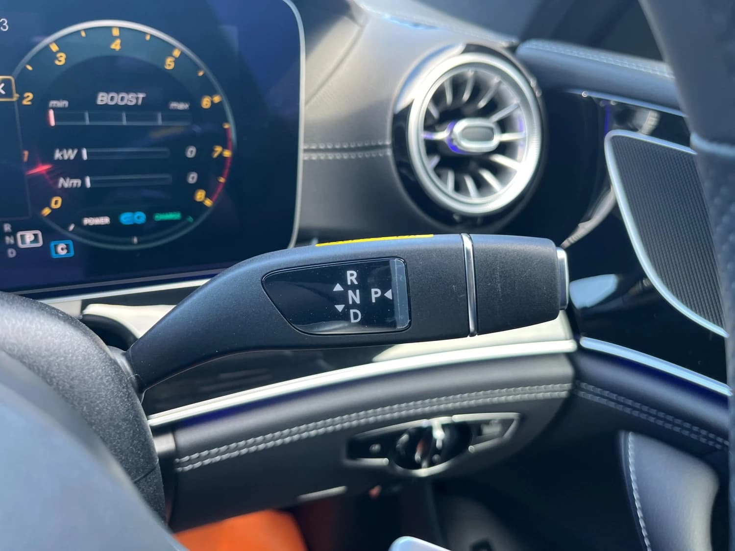 Mercedes AMG GT 43 - фото 12