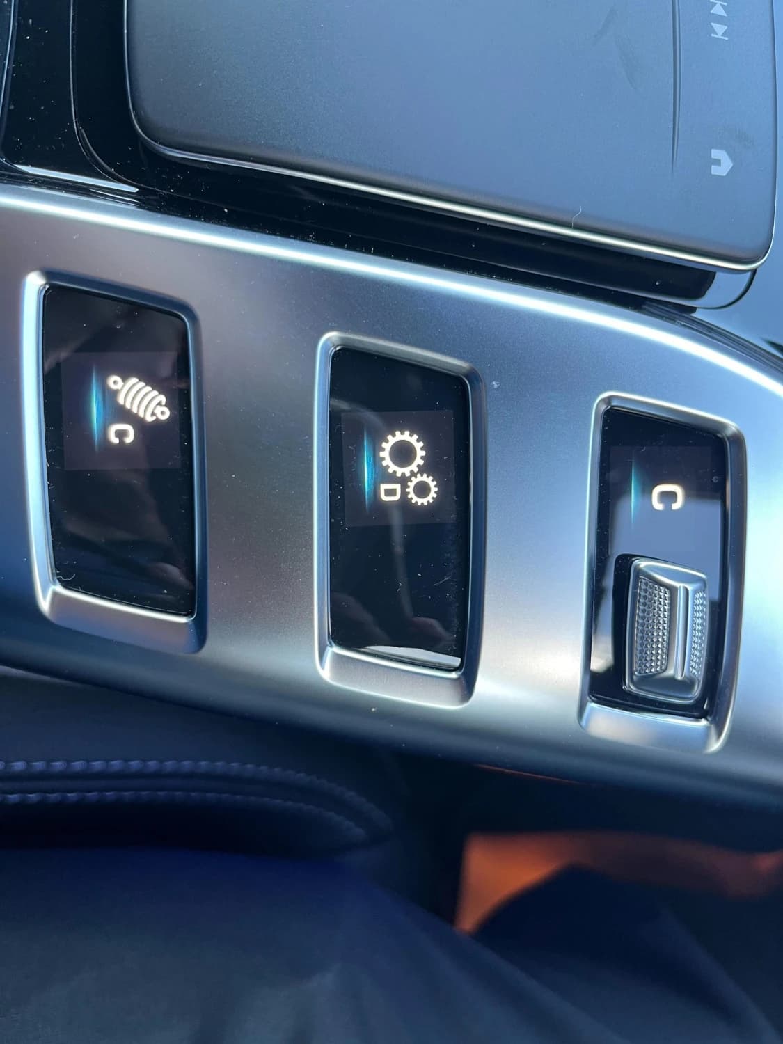 Mercedes AMG GT 43 - фото 15