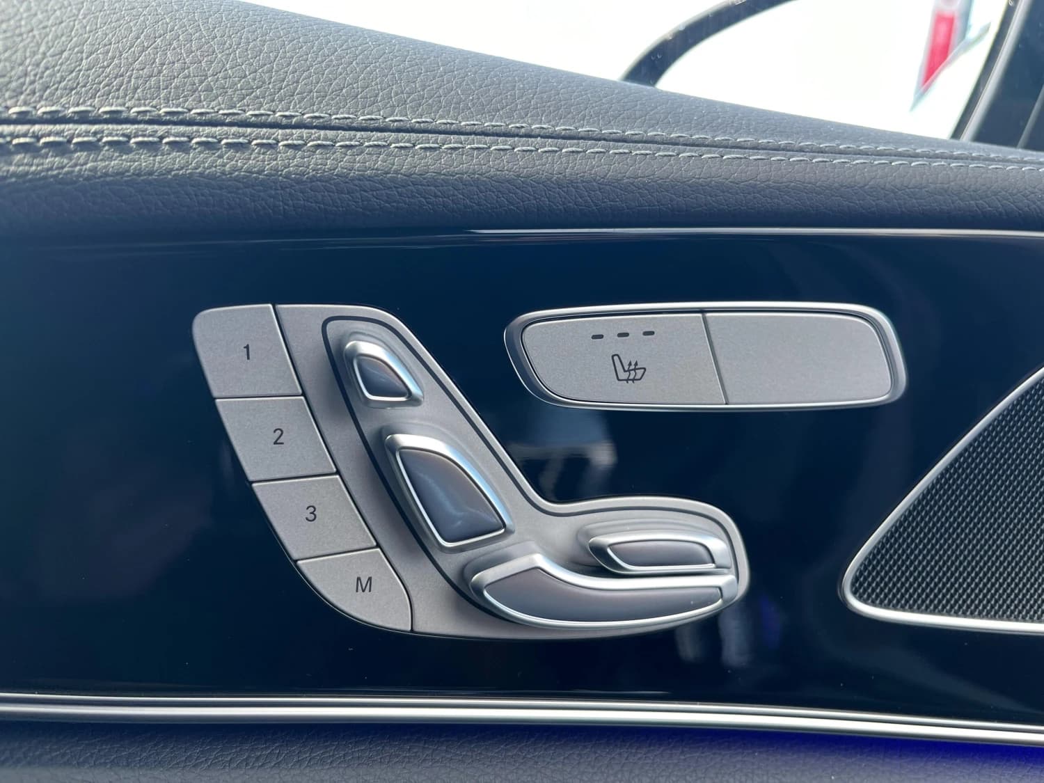 Mercedes AMG GT 43 - фото 25