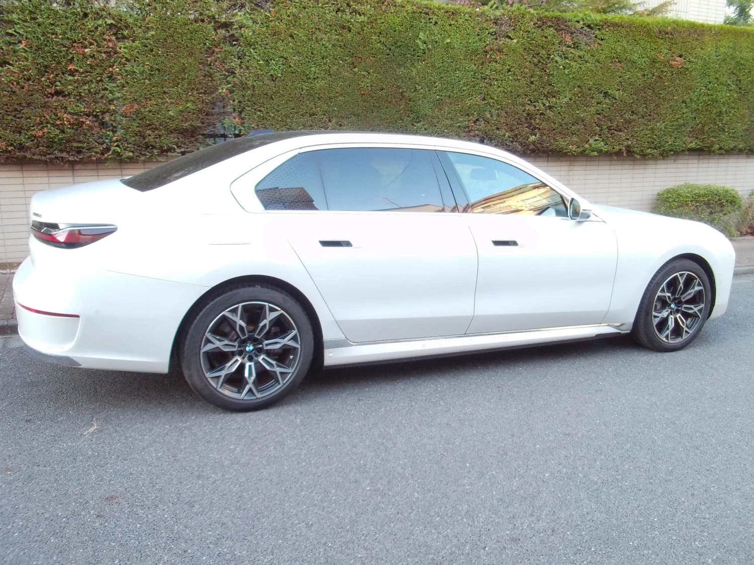 BMW i7 xDrive 60 Excellence - фото 14