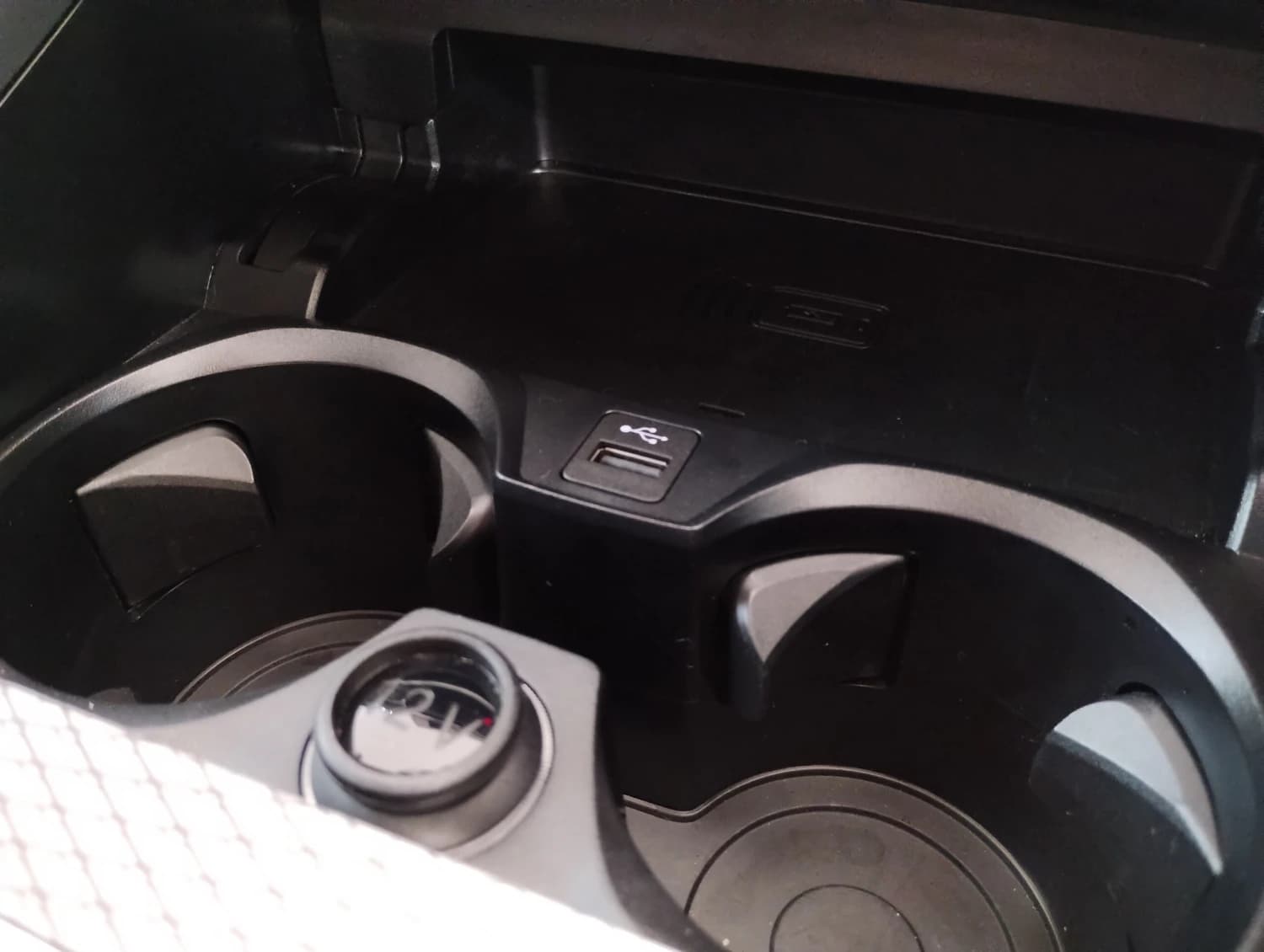 BMW i4 eDrive 35 M Sport - фото 12