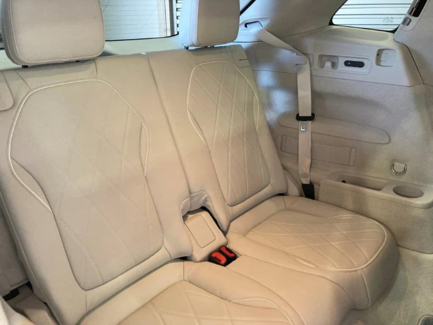 Mercedes EQS SUV 580 4Matic - фото 15