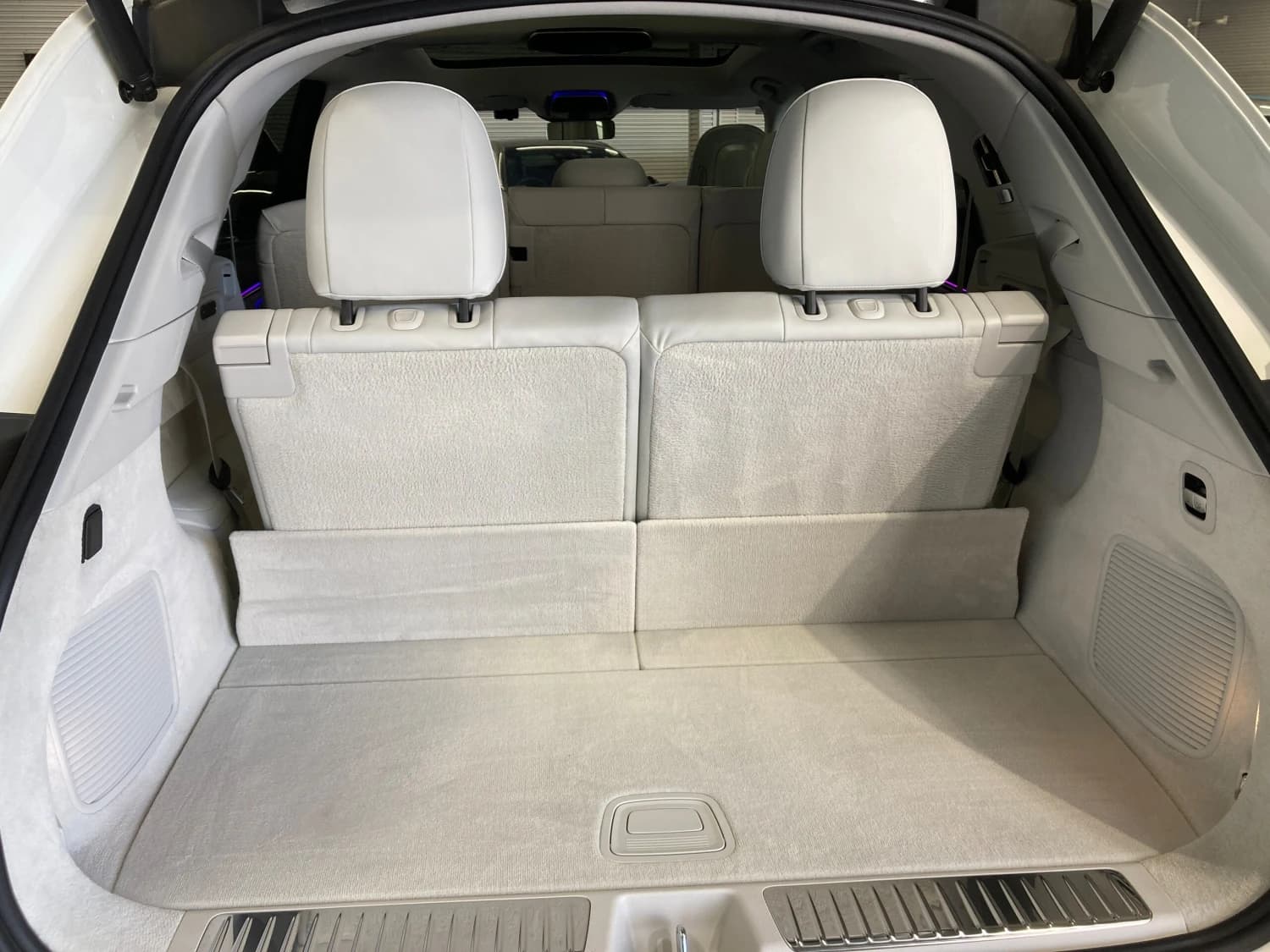 Mercedes EQS SUV 580 4Matic - фото 19