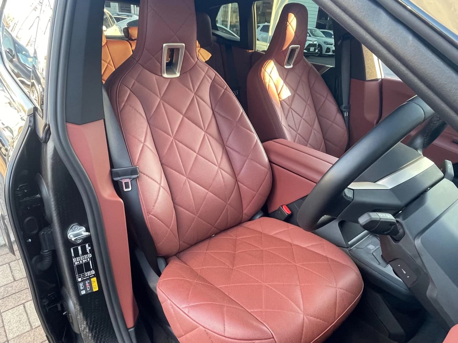 BMW iX xDrive 40 - фото 7