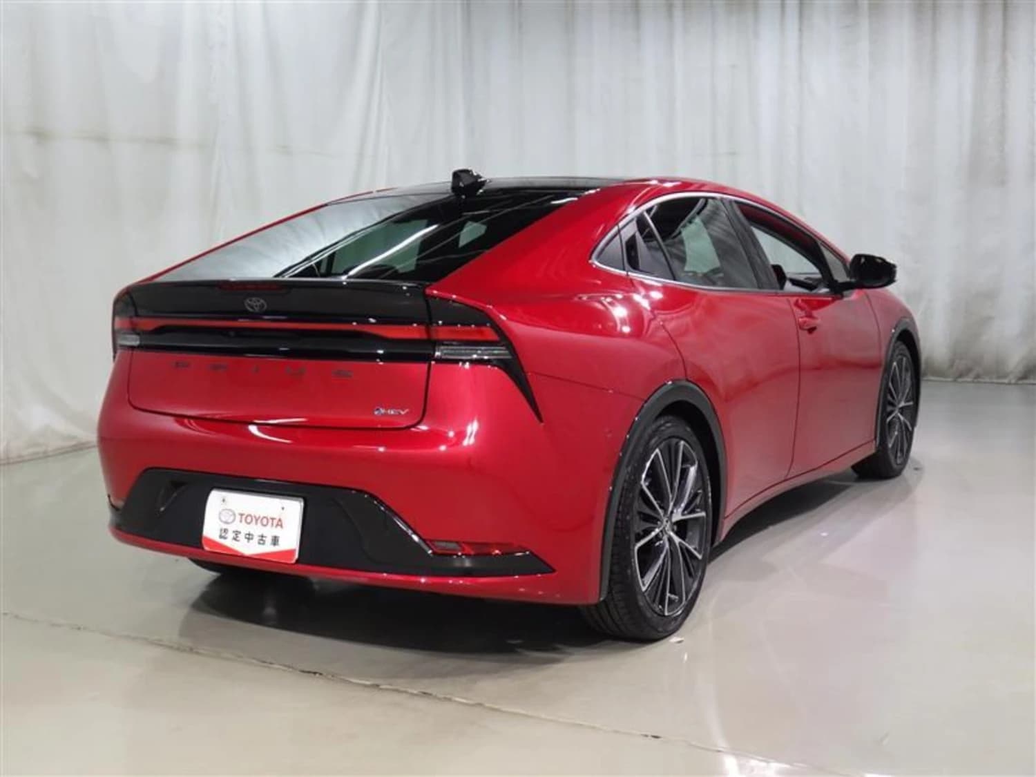 Toyota Prius Z - фото 7