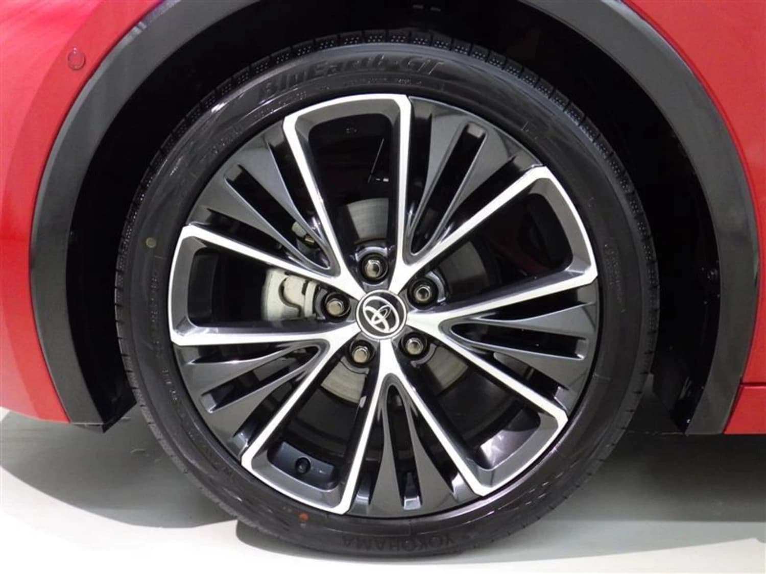 Toyota Prius Z - фото 14