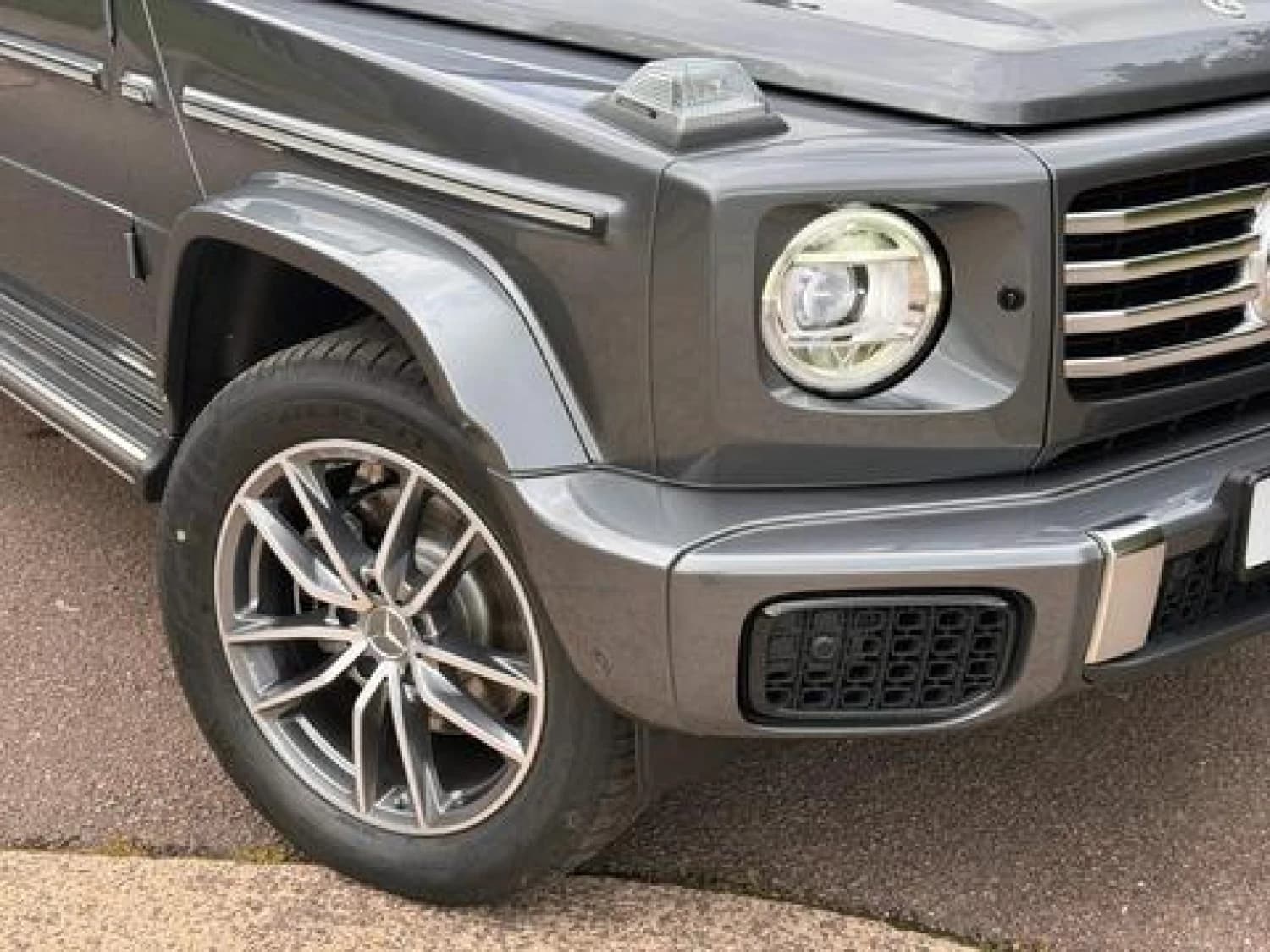 Mercedes G-class G450d - фото 17