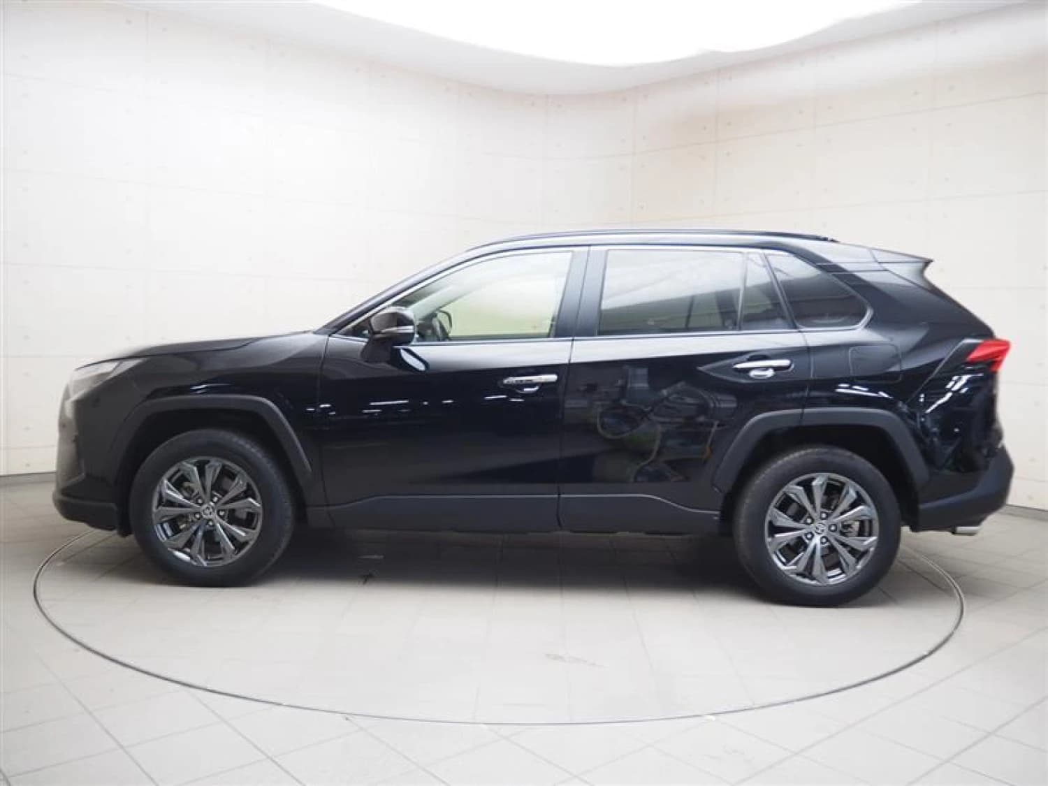 Toyota RAV4 Hybrid G - фото 3