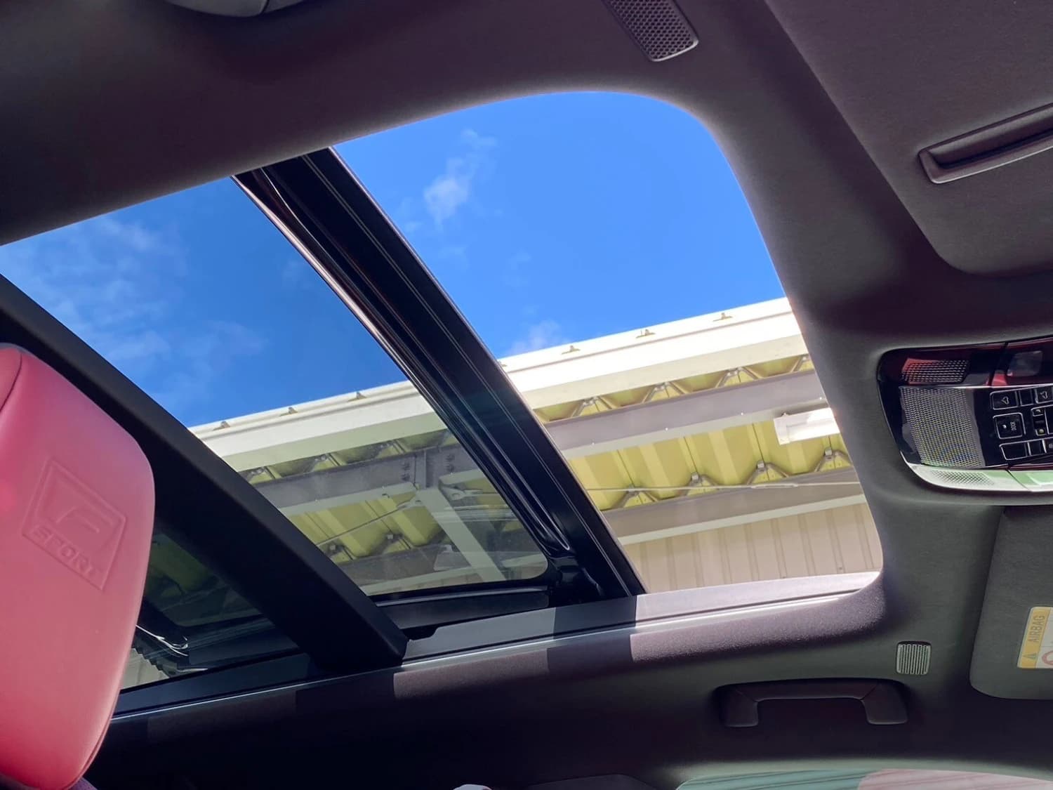 Lexus RX 500h F Sport+ - фото 3