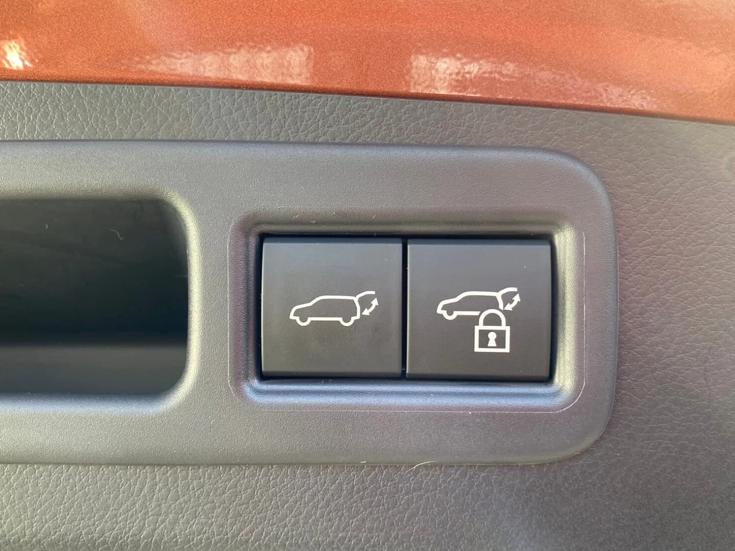 Lexus RX 500h F Sport+ - фото 28