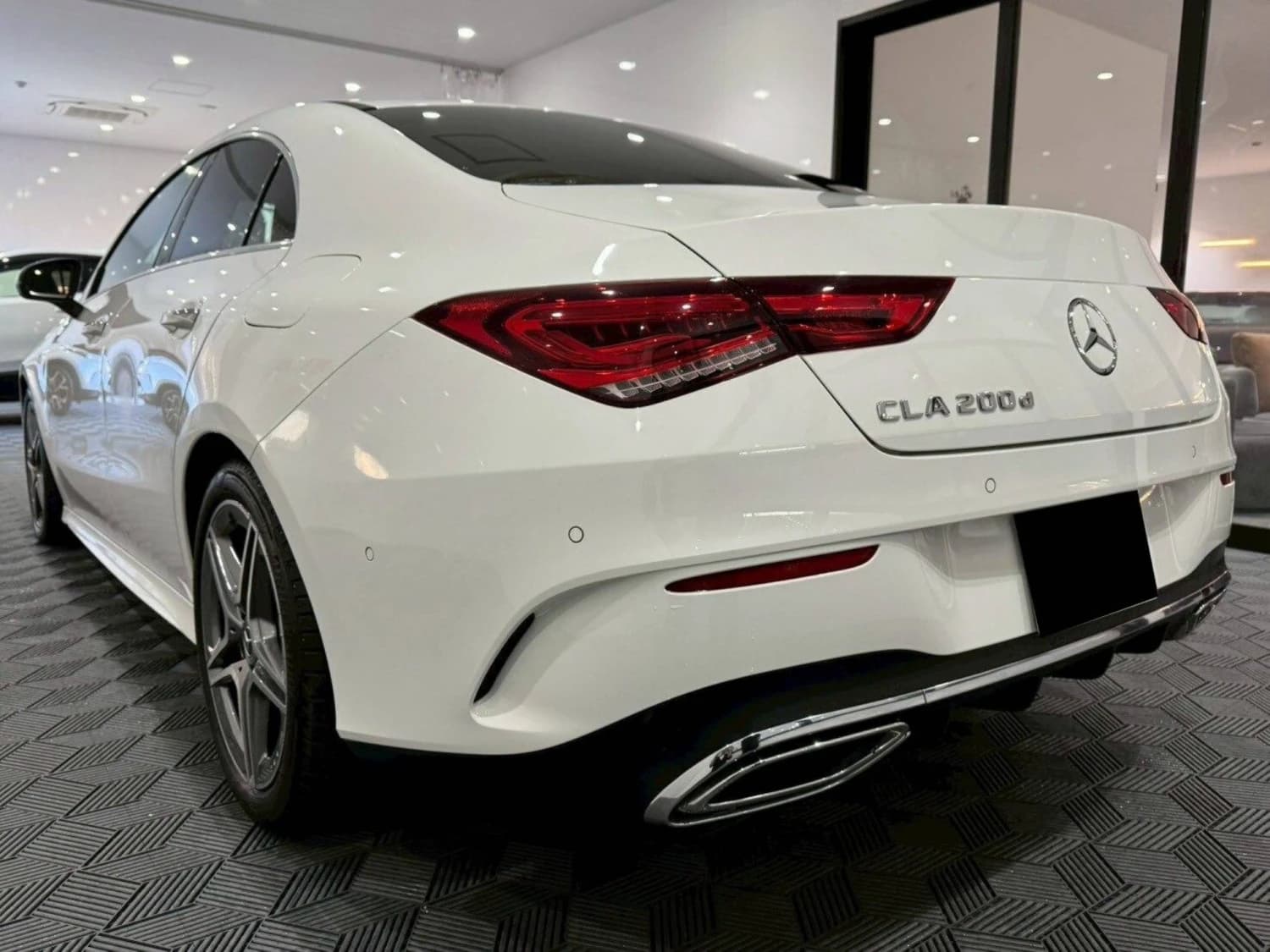 Mercedes CLA-class CLA 200d AMG Line - фото 4