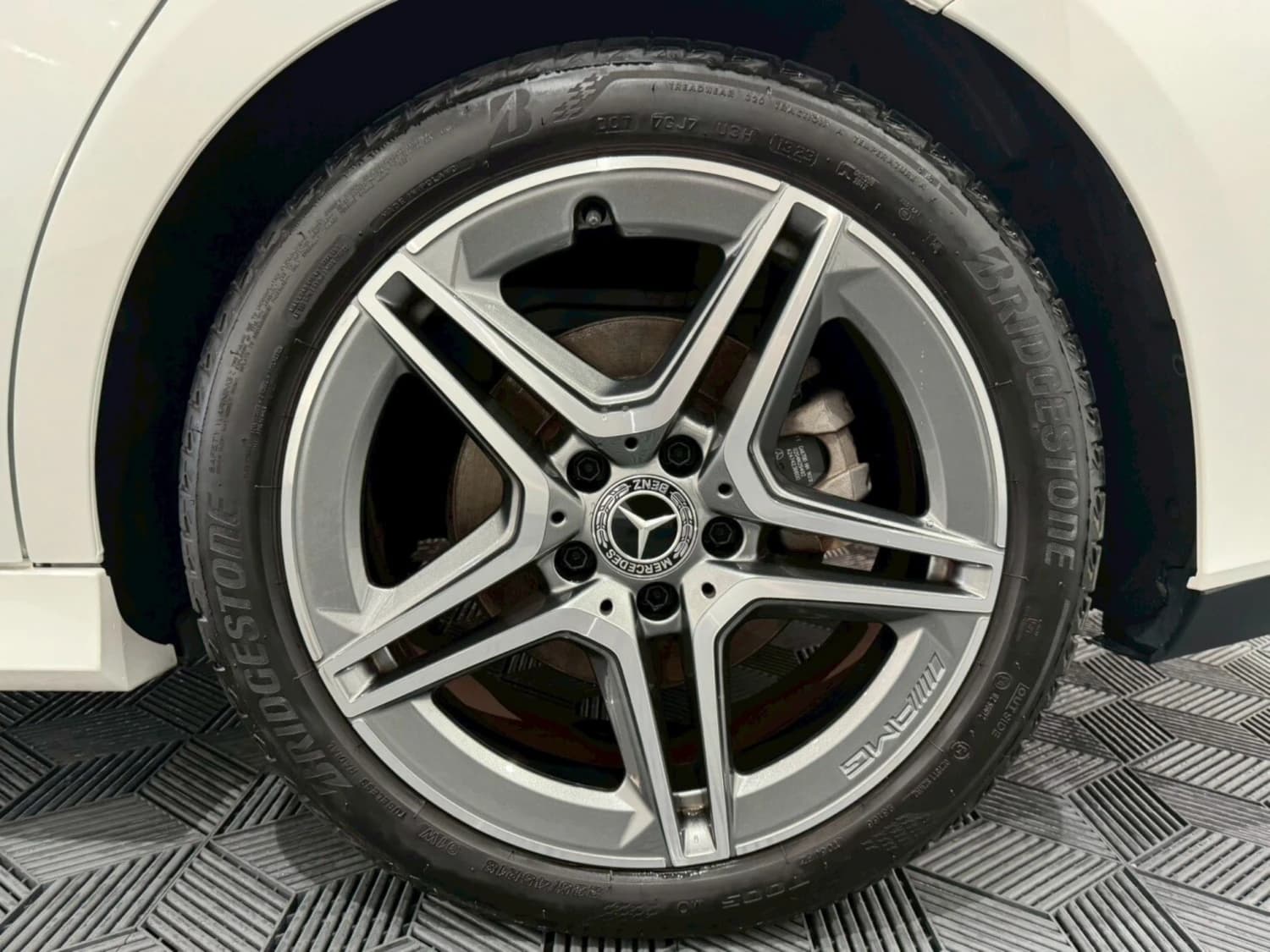 Mercedes CLA-class CLA 200d AMG Line - фото 37