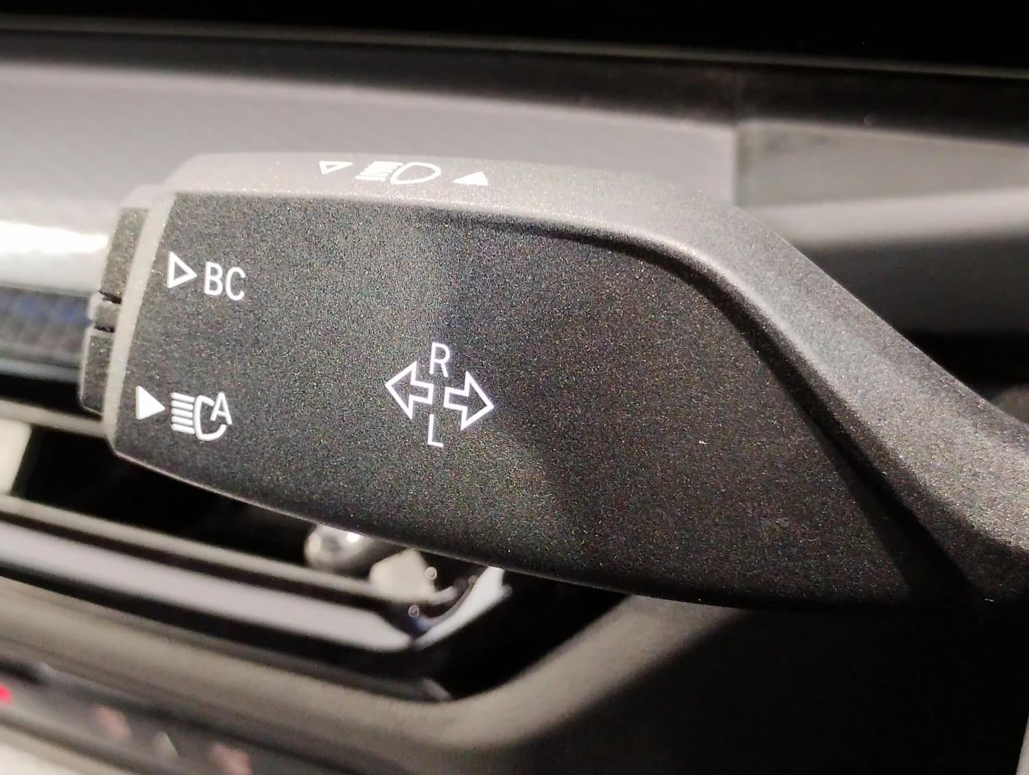 BMW 3 series M340i xDrive - фото 15