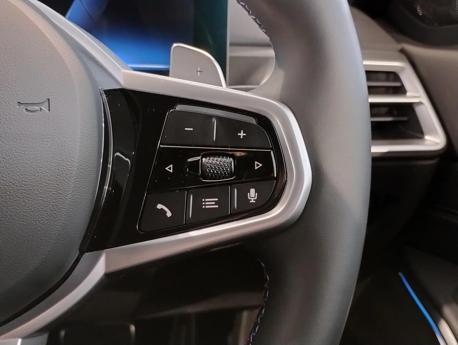 BMW 3 series M340i xDrive - фото 19