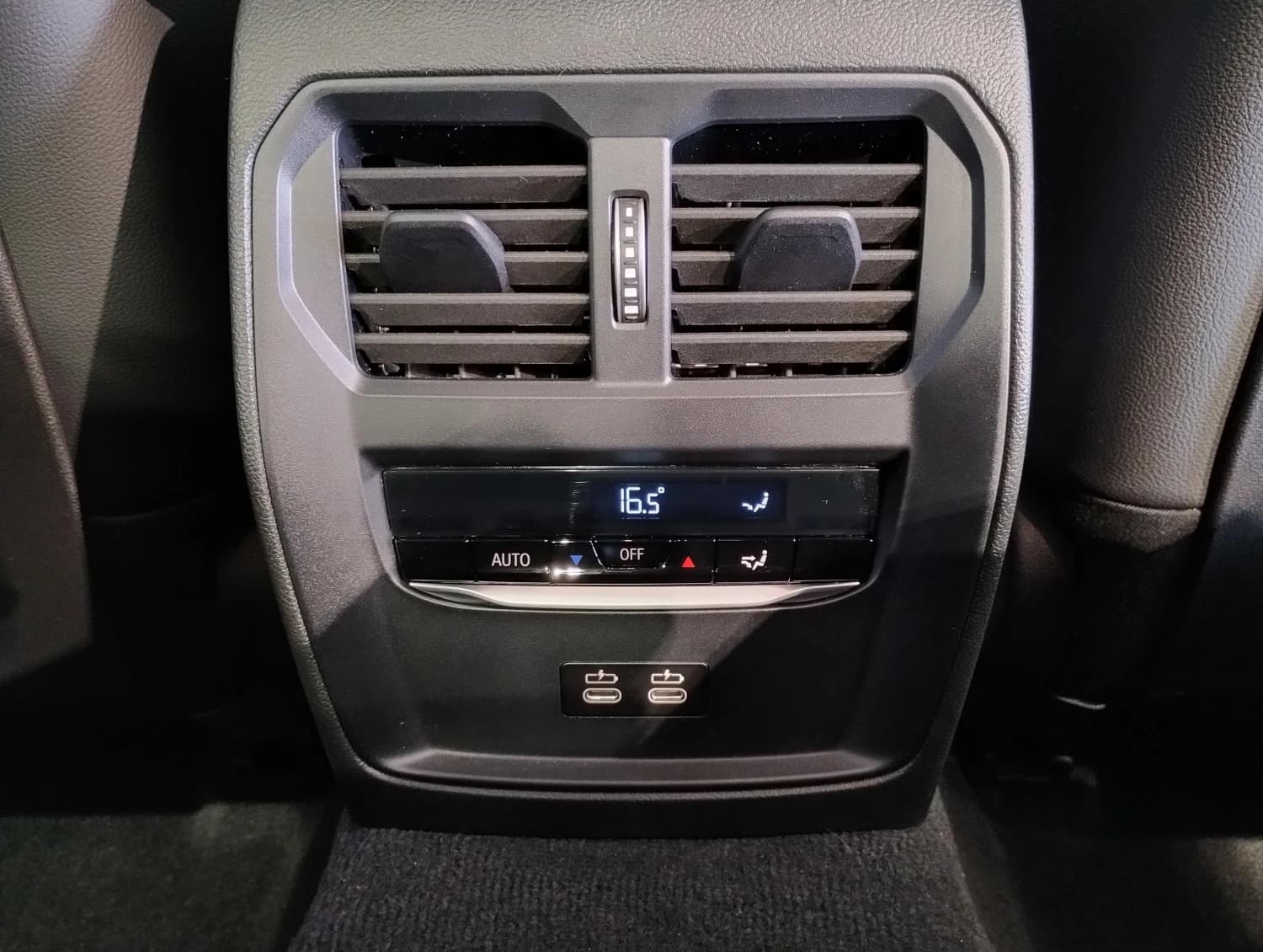 BMW 3 series M340i xDrive - фото 40