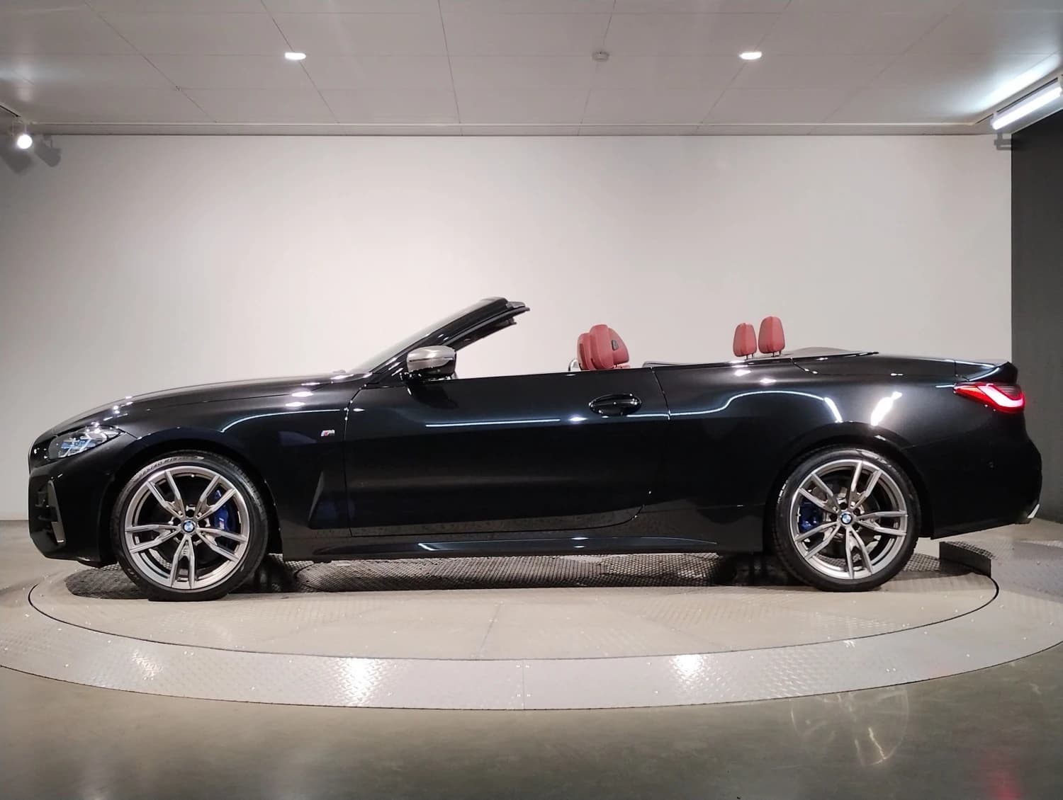 BMW 4 series M440i xDrive - фото 3