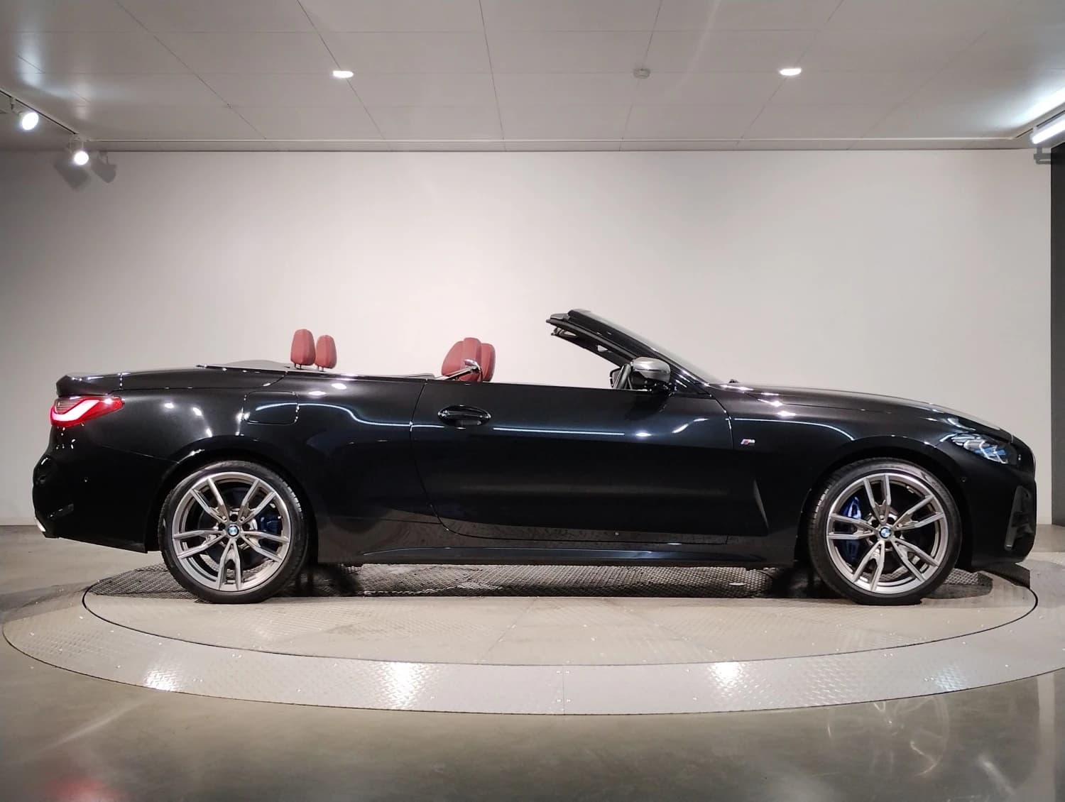 BMW 4 series M440i xDrive - фото 7