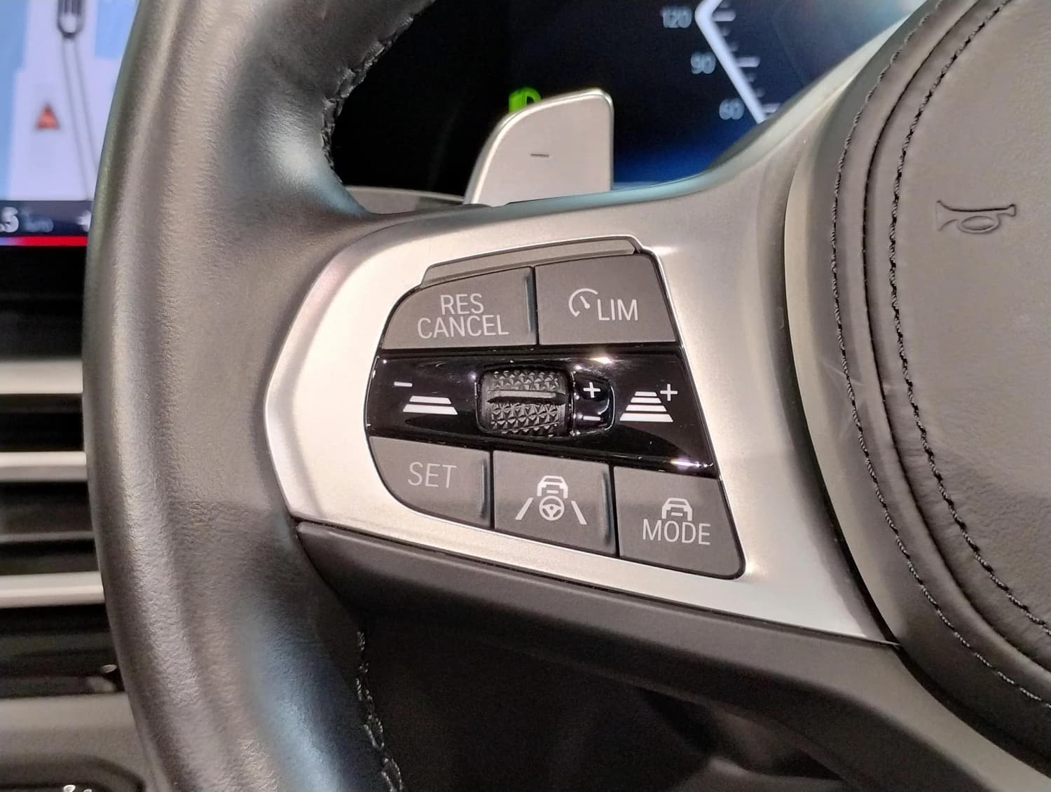 BMW 4 series M440i xDrive - фото 24