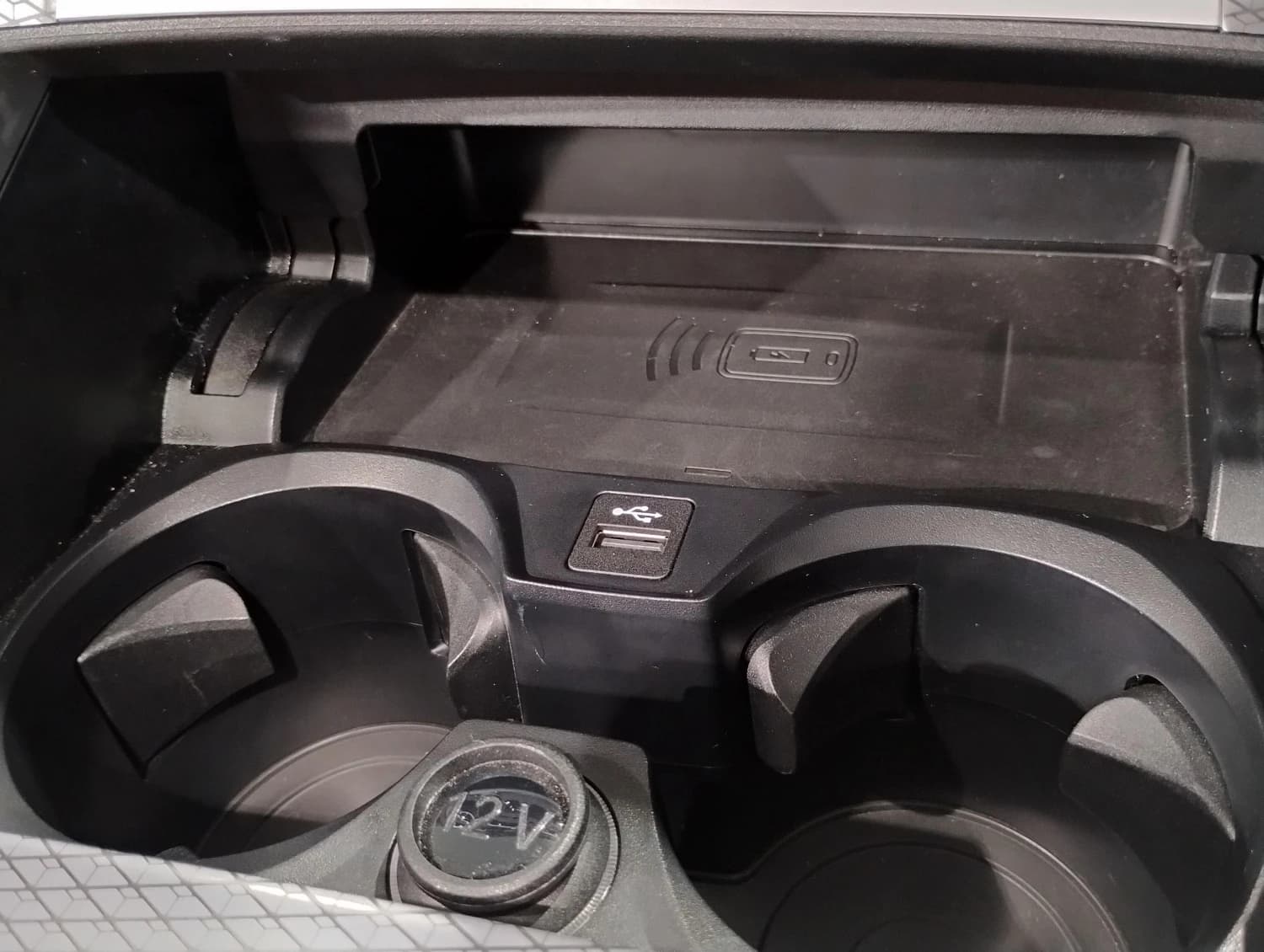 BMW 4 series M440i xDrive - фото 35