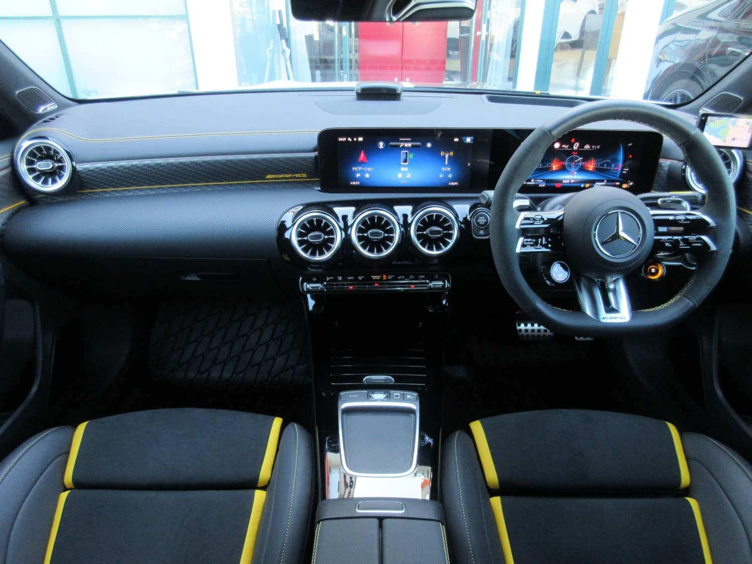 Mercedes A-class AMG A 45 S 4MATIC+ - фото 14