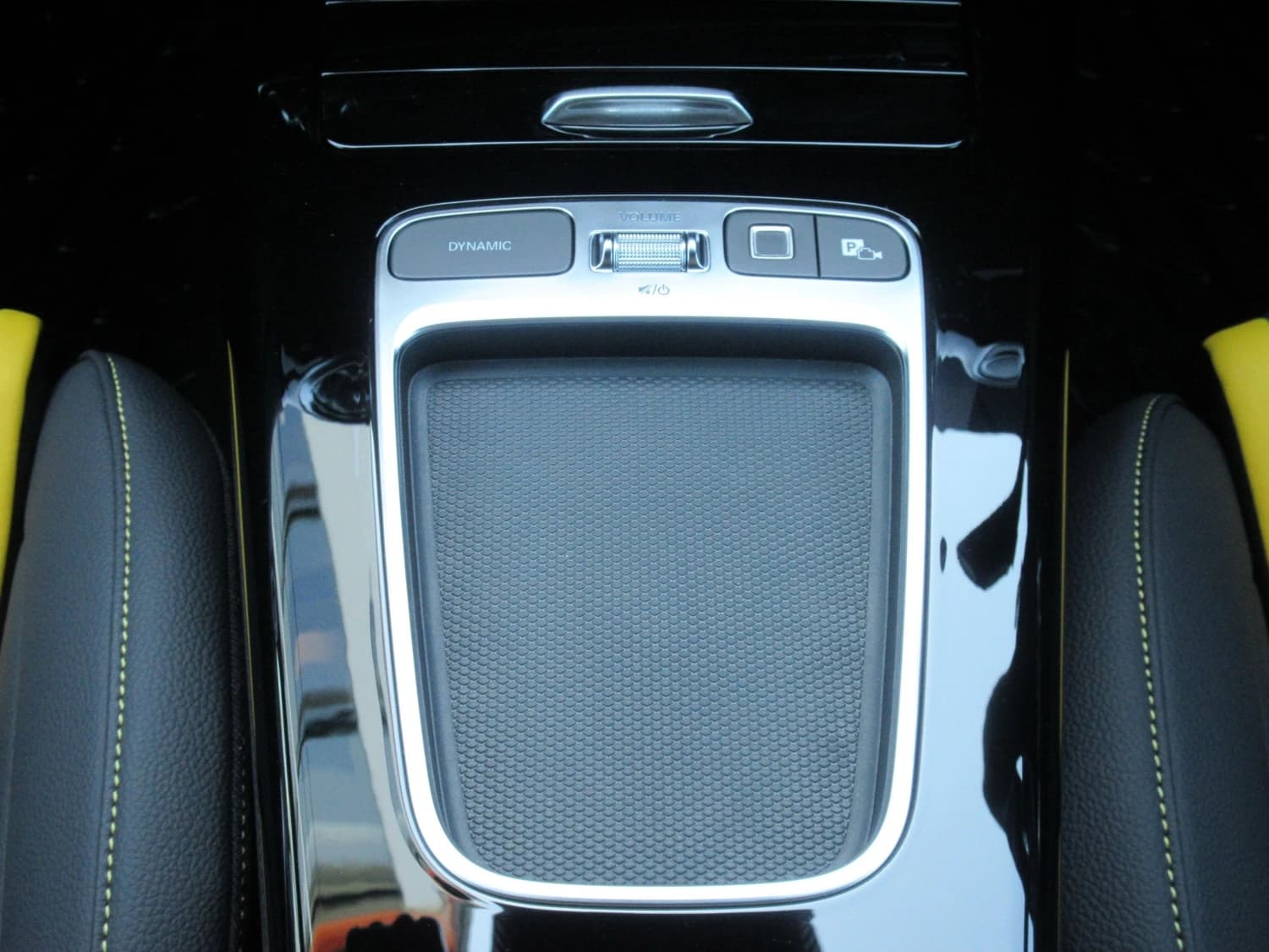 Mercedes A-class AMG A 45 S 4MATIC+ - фото 21