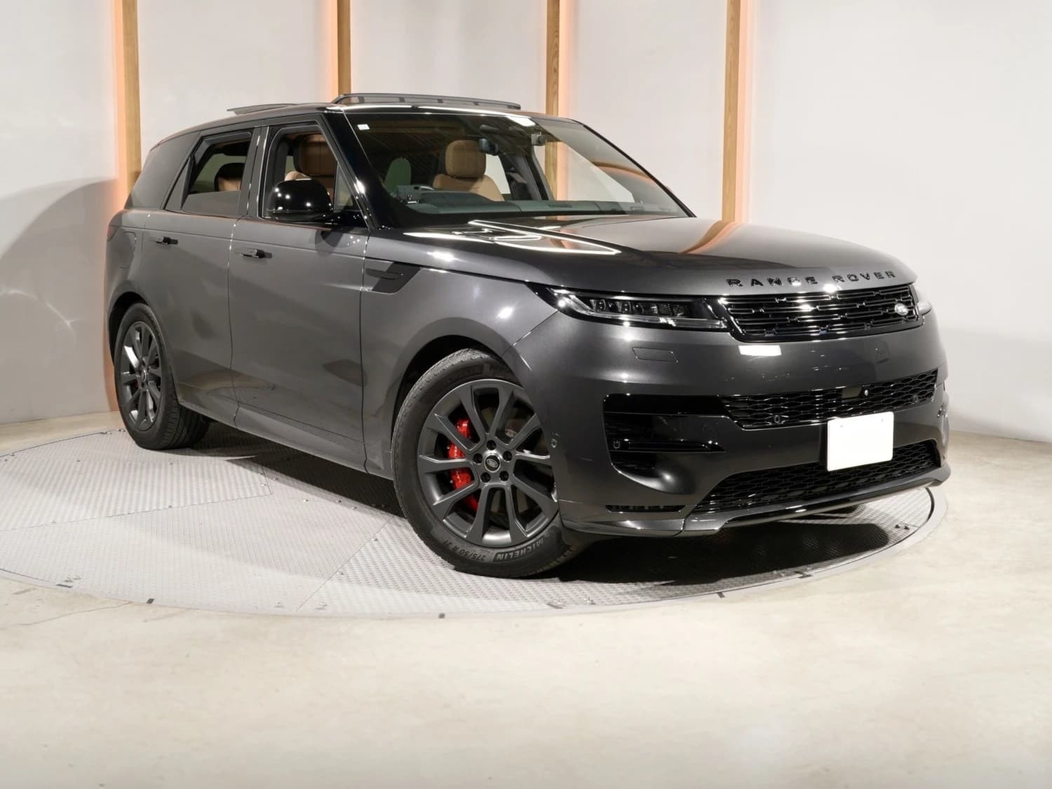 Land Rover Range Rover Sport D300 Dynamic SE