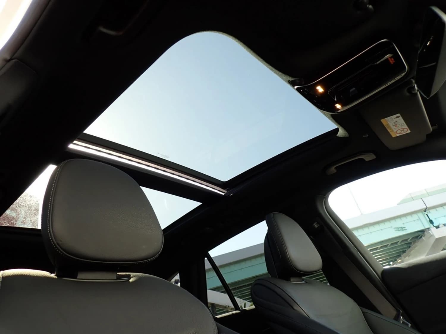 Mercedes GLC-class GLC 220 d 4MATIC AMG Line Driver's Package - фото 3