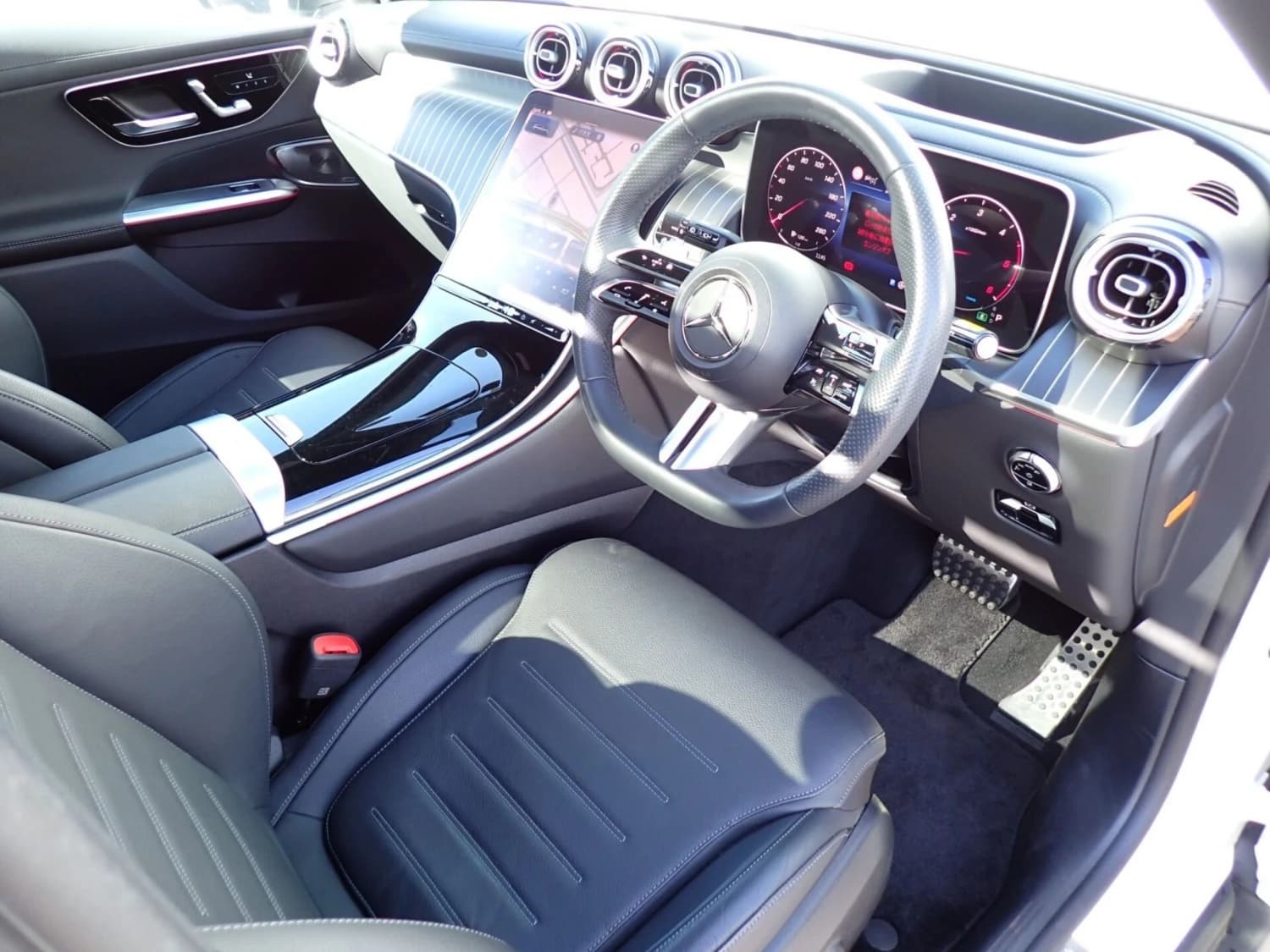 Mercedes GLC-class GLC 220 d 4MATIC AMG Line Driver's Package - фото 9