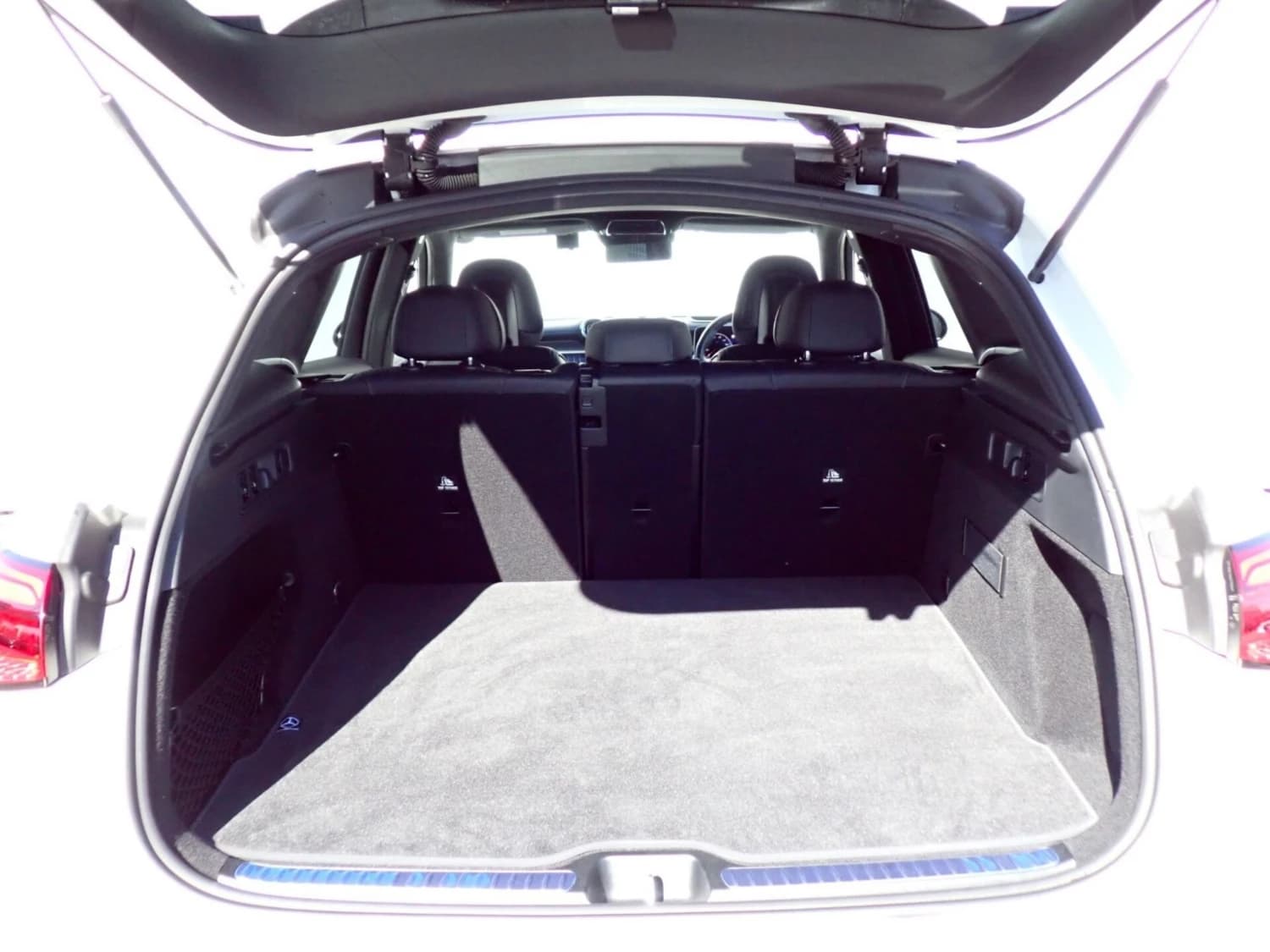 Mercedes GLC-class GLC 220 d 4MATIC AMG Line Driver's Package - фото 26