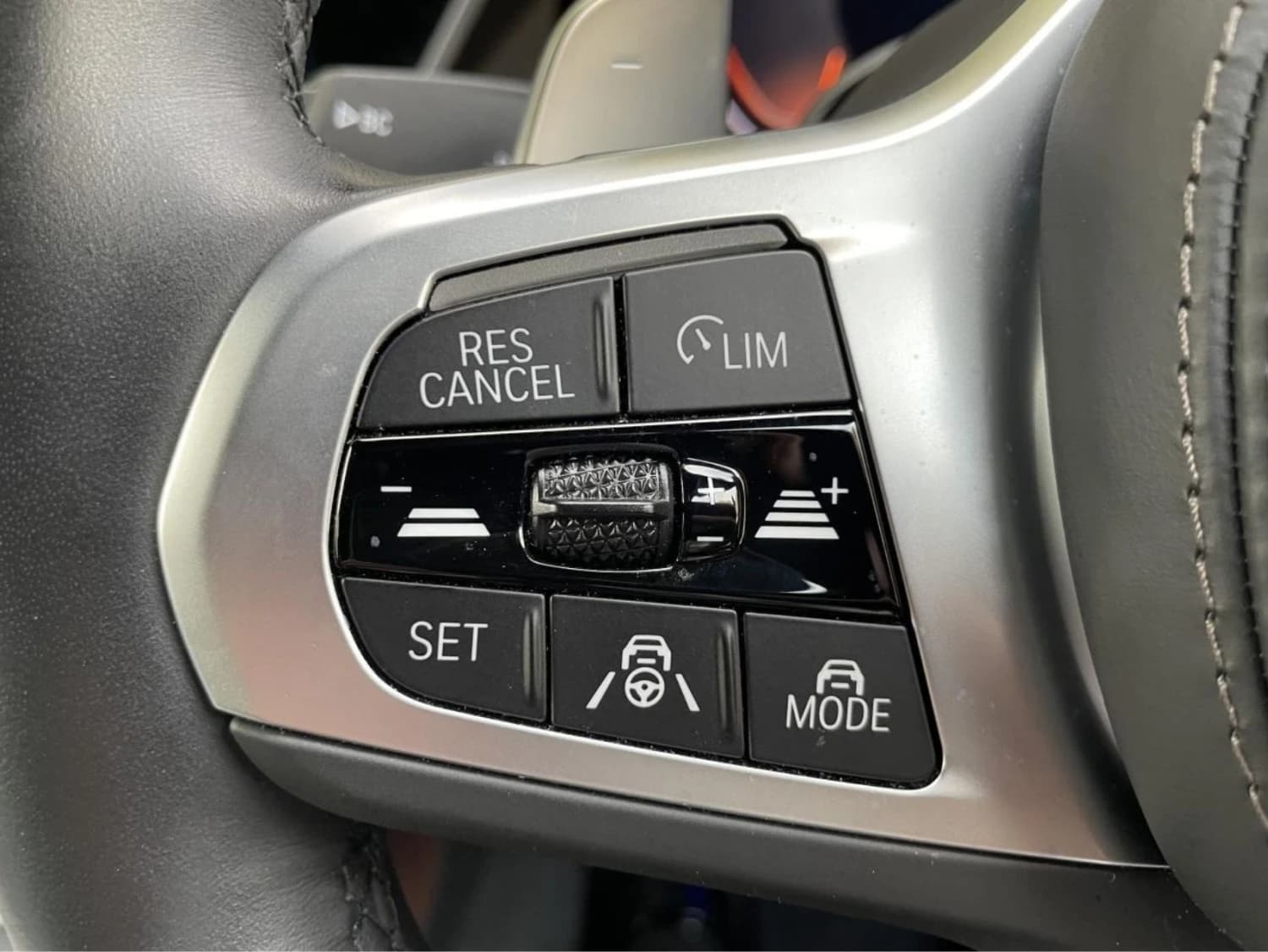 BMW X5 xDrive 40d M Sport (7 seater) - фото 15