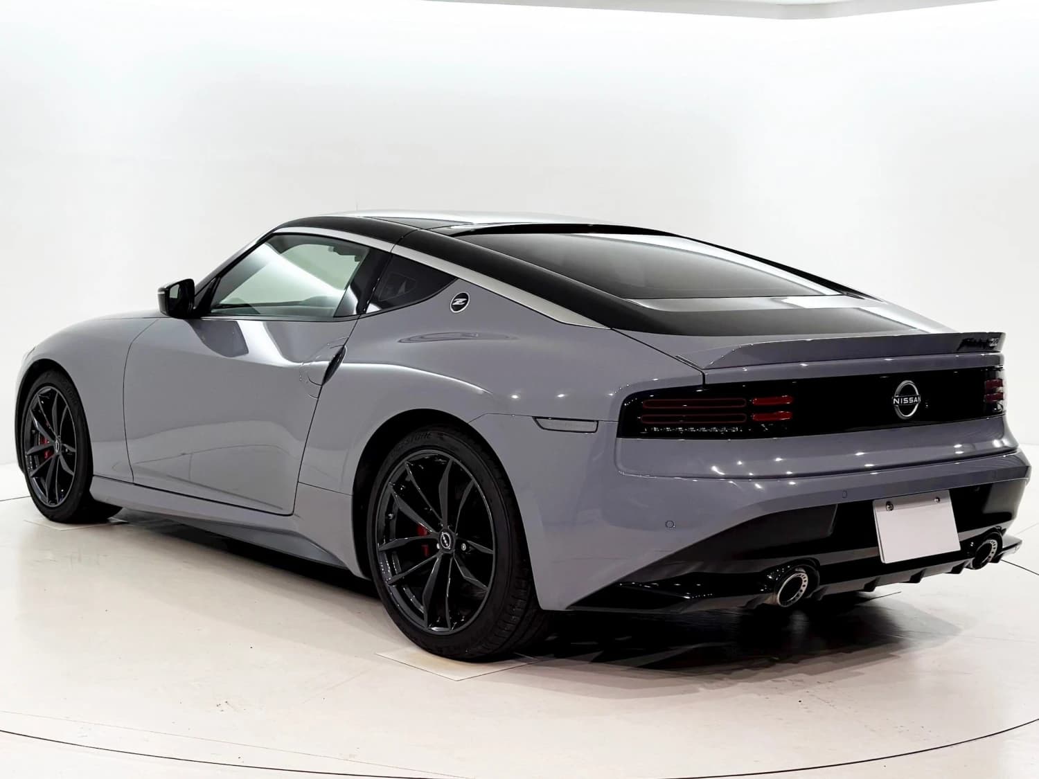 Nissan Fairlady z Version ST - фото 4