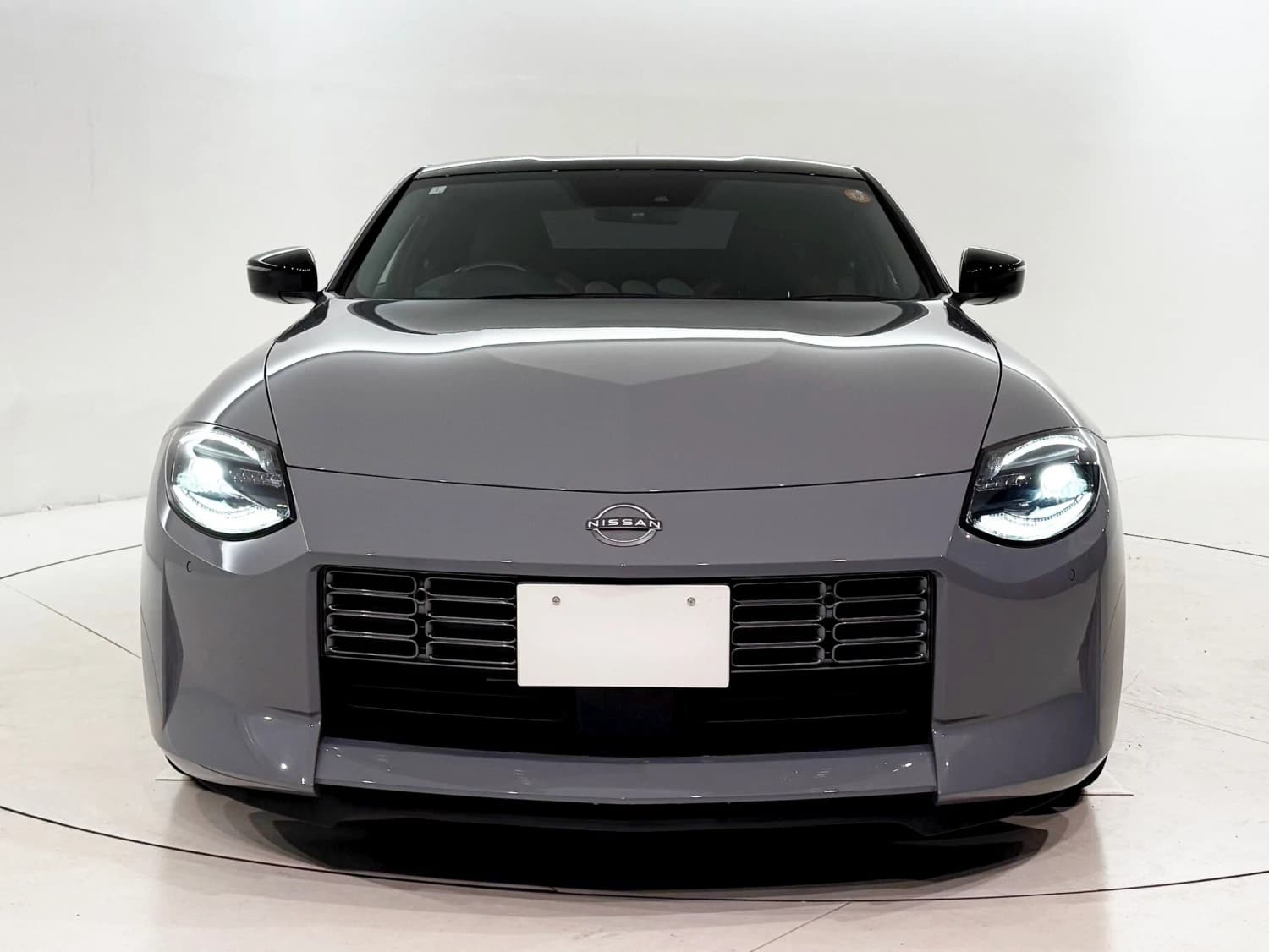 Nissan Fairlady z Version ST - фото 9