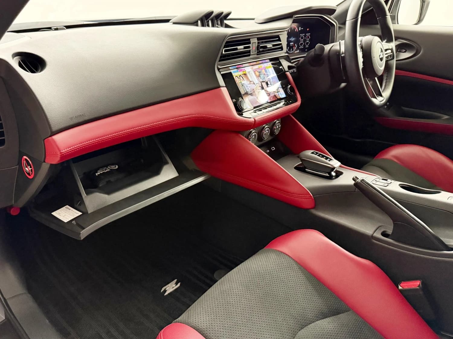 Nissan Fairlady z Version ST - фото 13