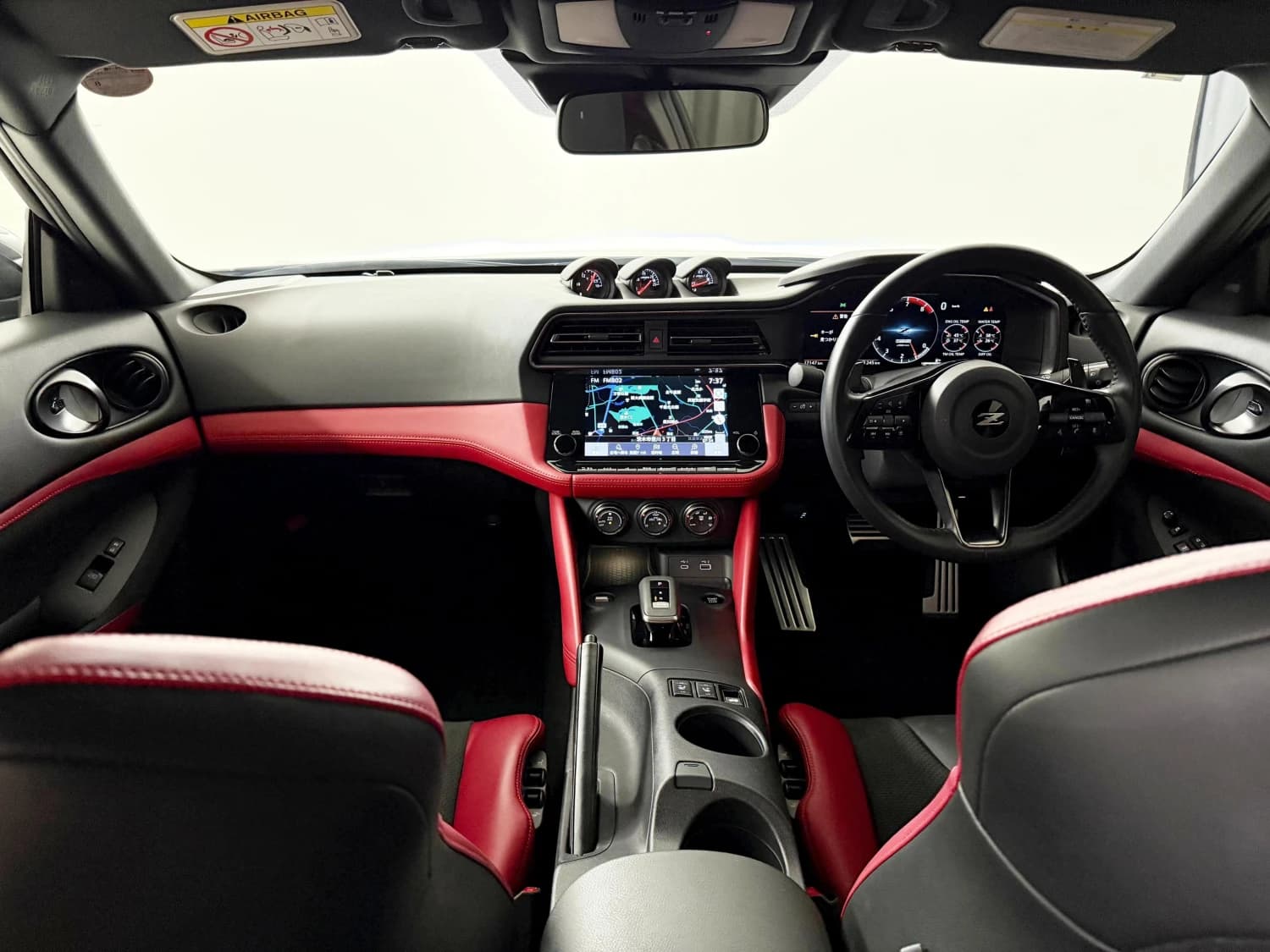 Nissan Fairlady z Version ST - фото 14