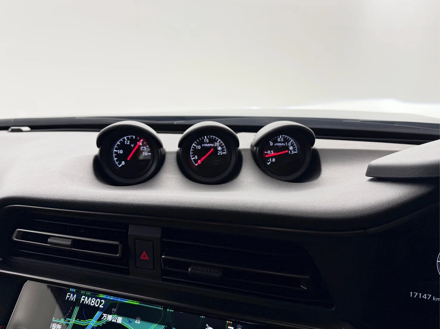 Nissan Fairlady z Version ST - фото 21