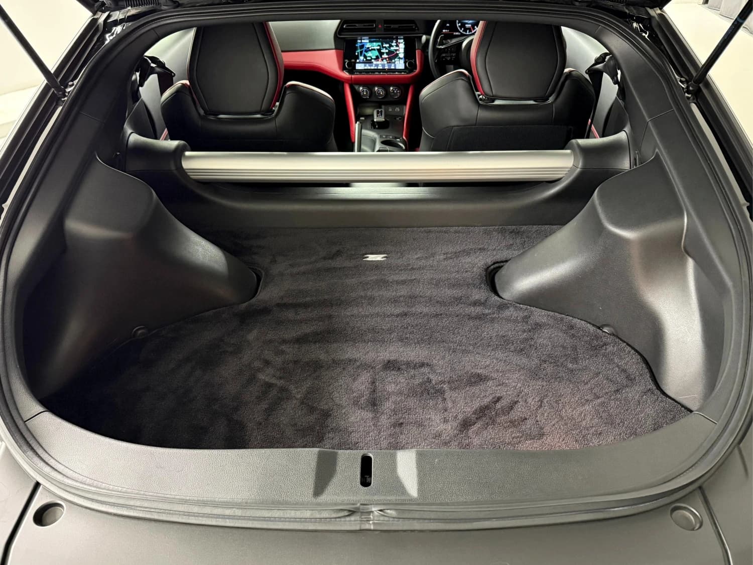 Nissan Fairlady z Version ST - фото 28