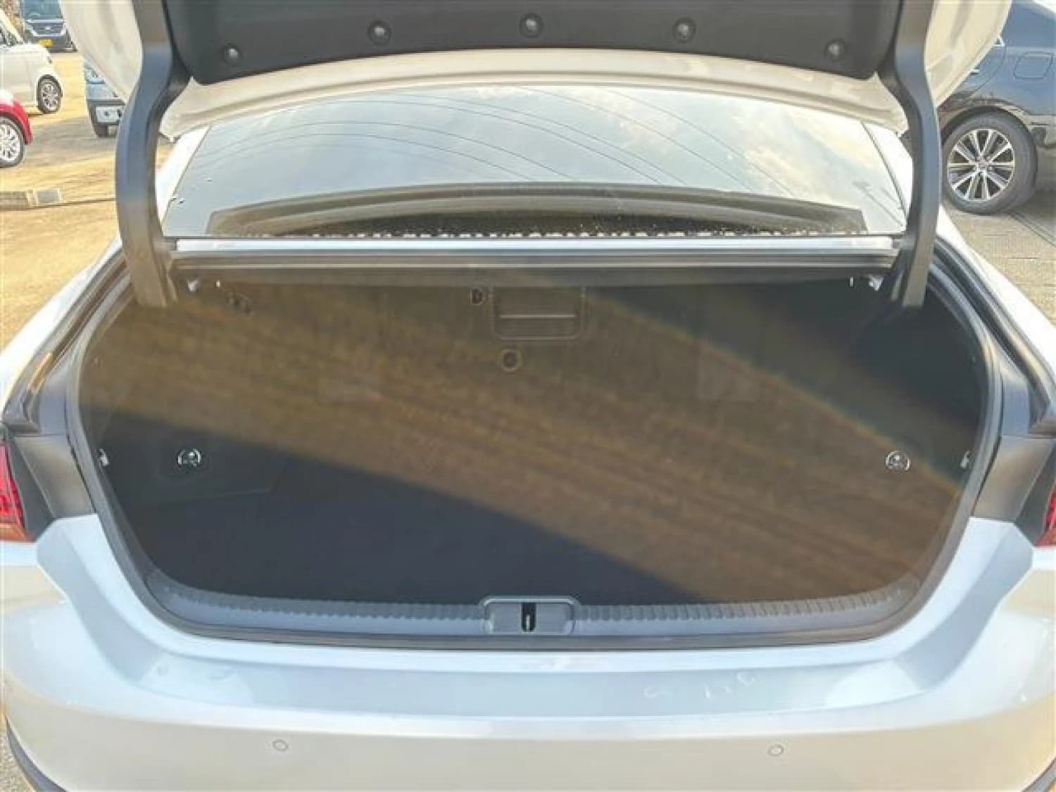 Lexus ES 300h - фото 27