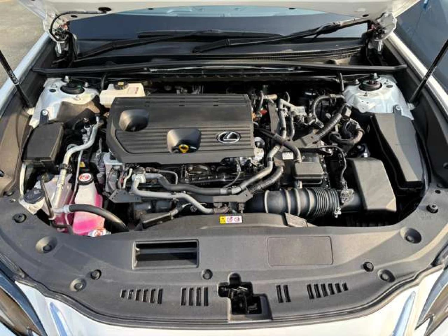 Lexus ES 300h - фото 29