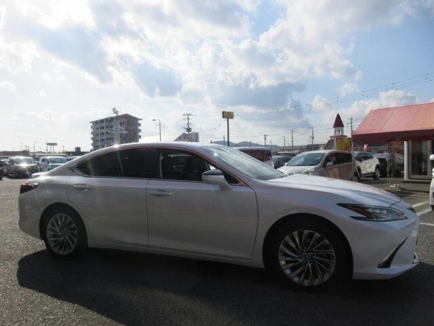 Lexus ES 300h Version L - фото 8