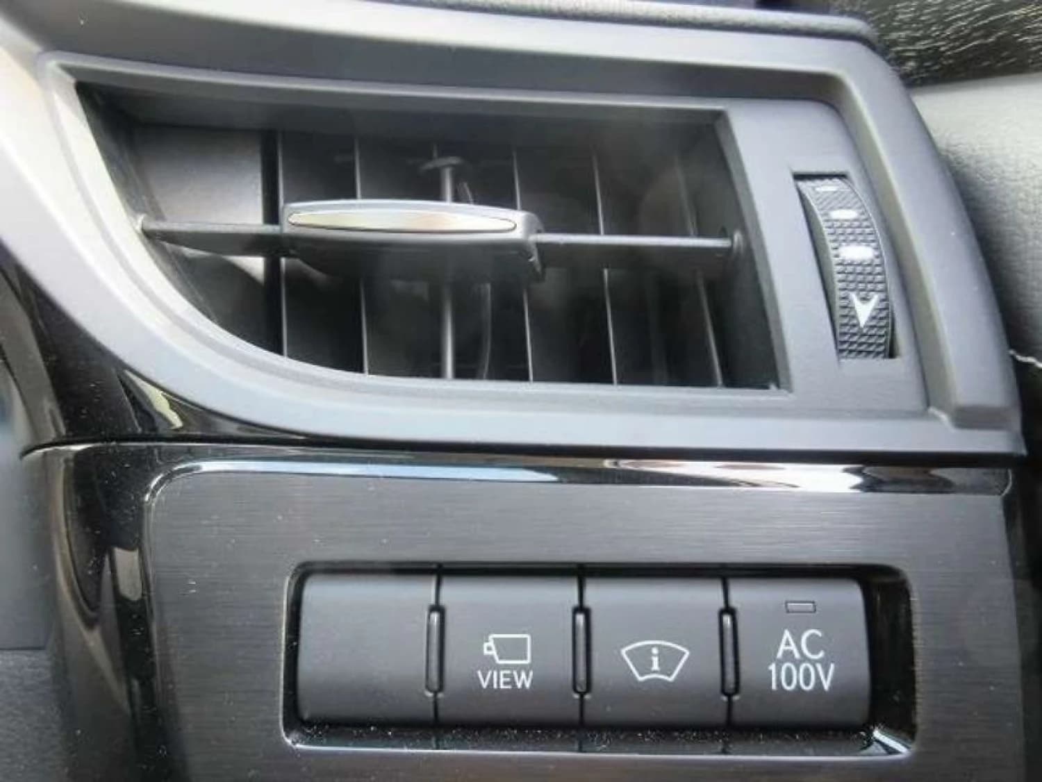 Lexus ES 300h Version L - фото 25