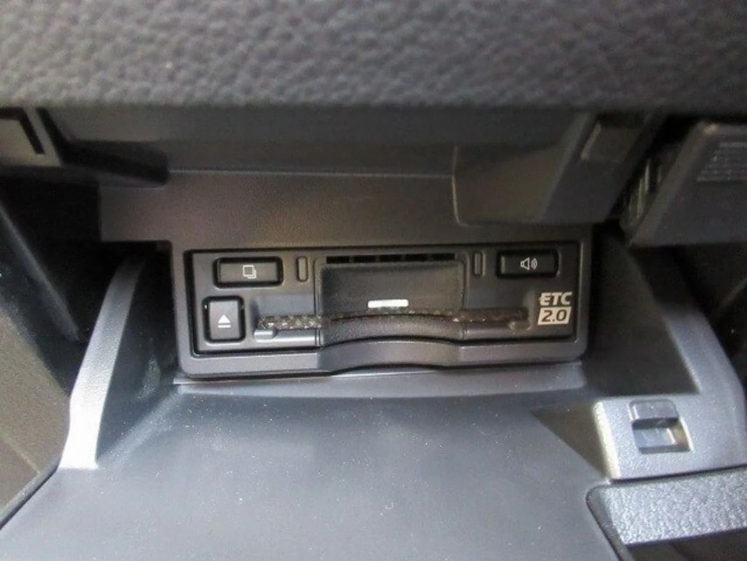 Lexus ES 300h Version L - фото 26