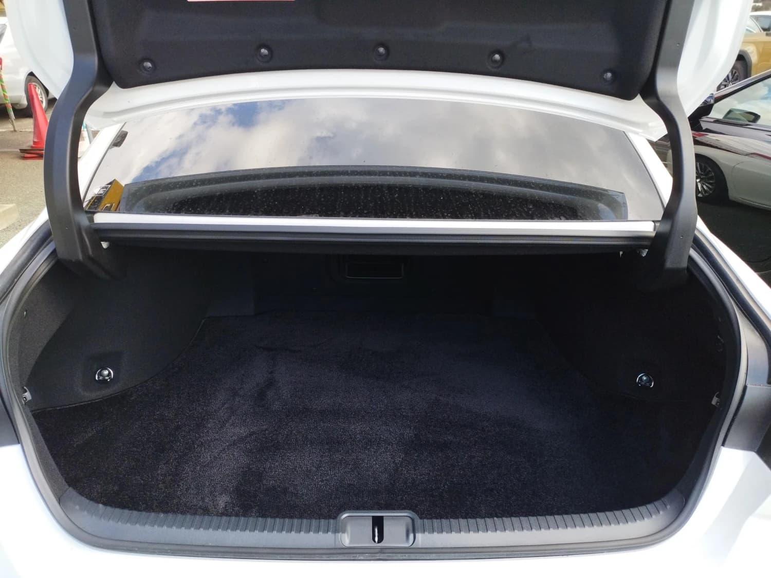 Lexus ES 300h Version L - фото 36