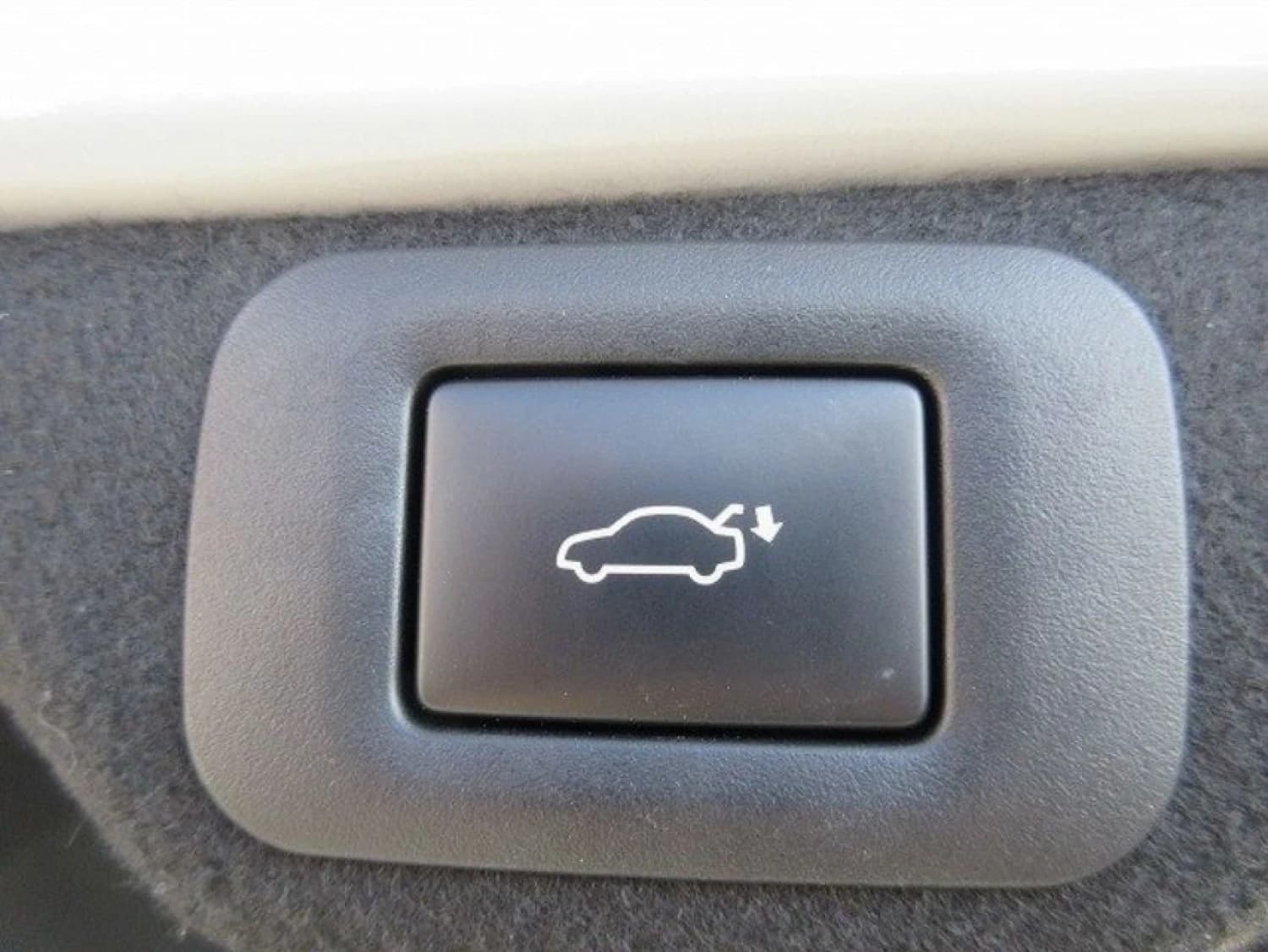 Lexus ES 300h Version L - фото 37